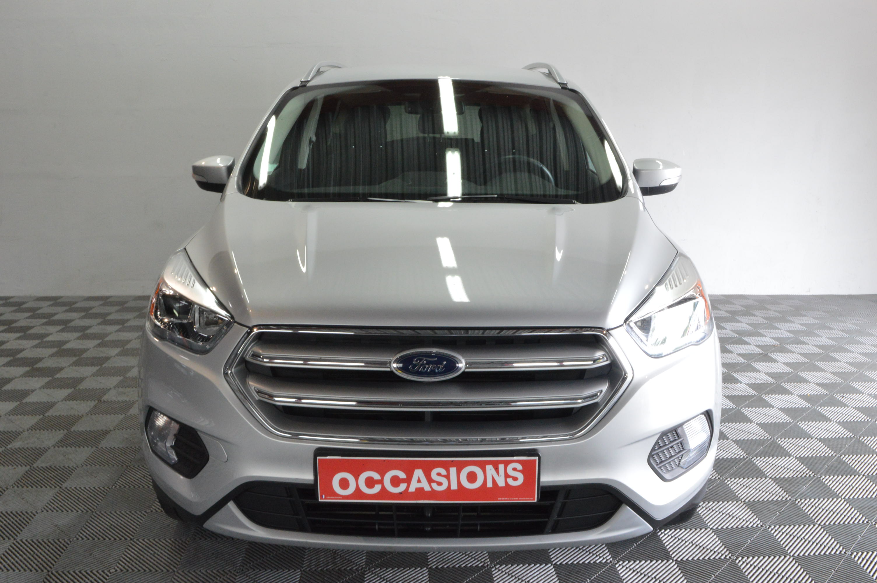 ford-kuga-de-2017-bourges-massoutre-vo