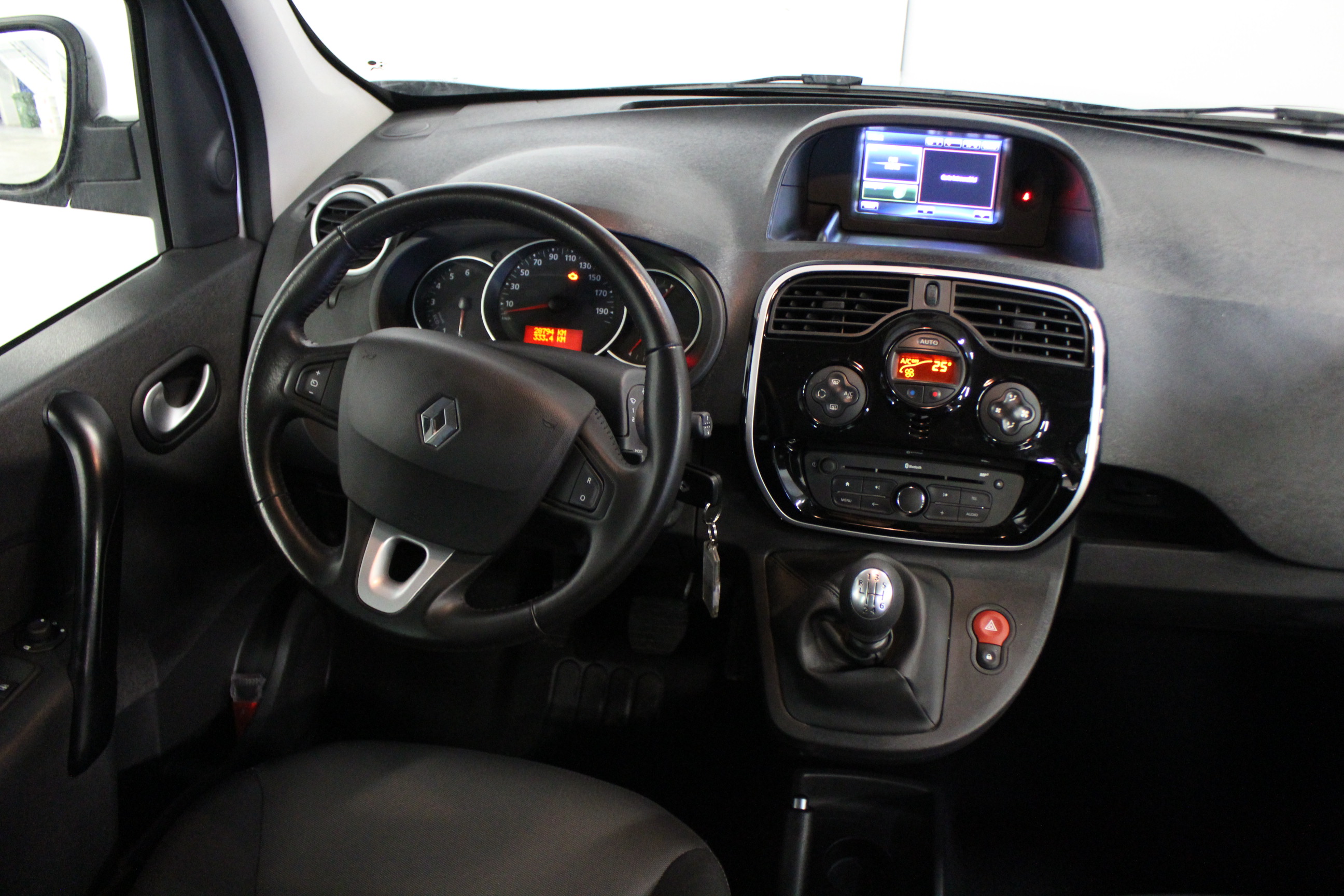 RENAULT KANGOO de 2017 Olivet Massoutre VO