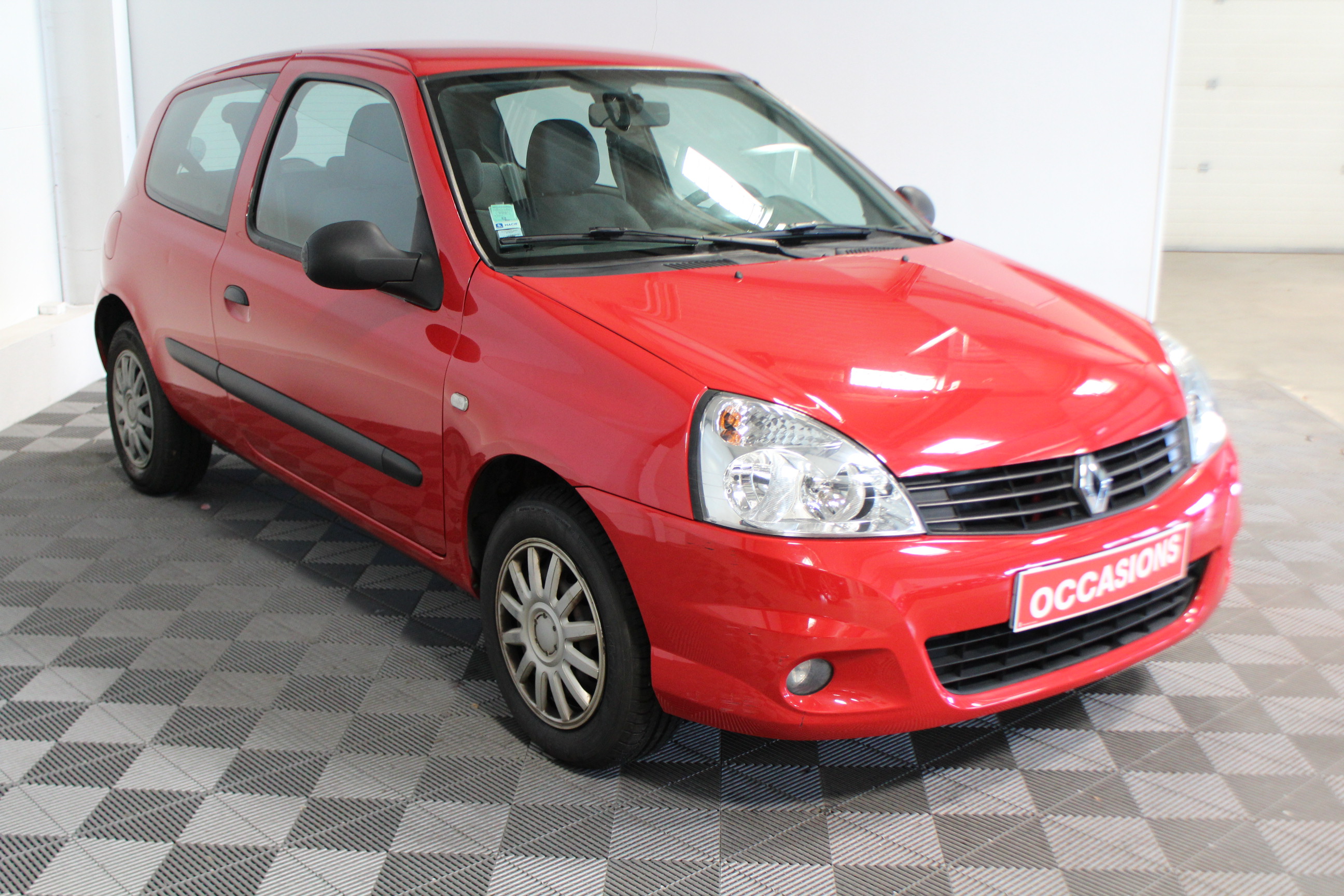 RENAULT CLIO CAMPUS de 2011 Olivet Massoutre VO