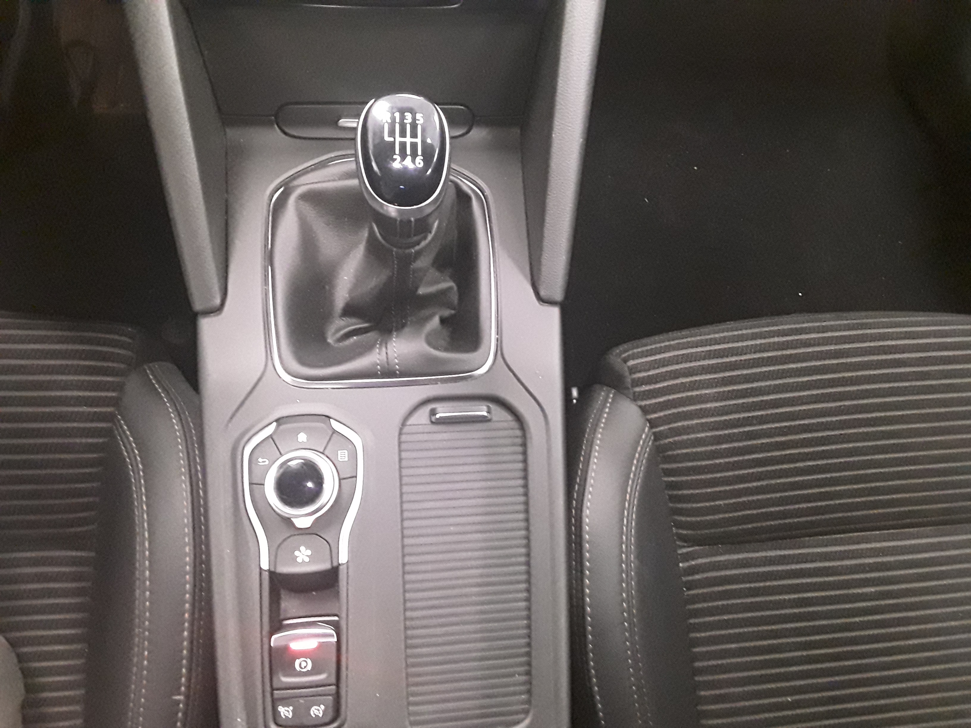 RENAULT TALISMAN BUSINESS