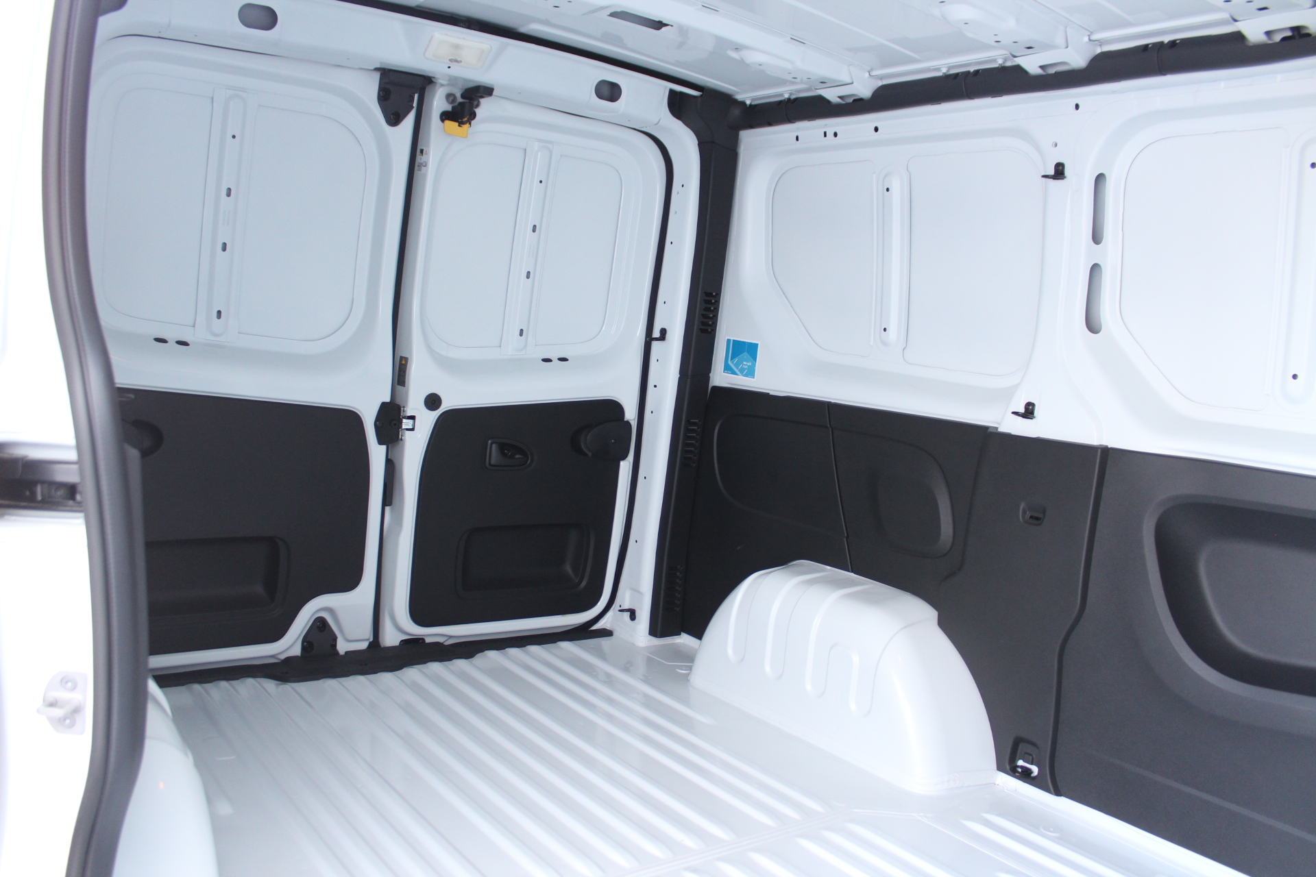RENAULT TRAFIC FOURGON