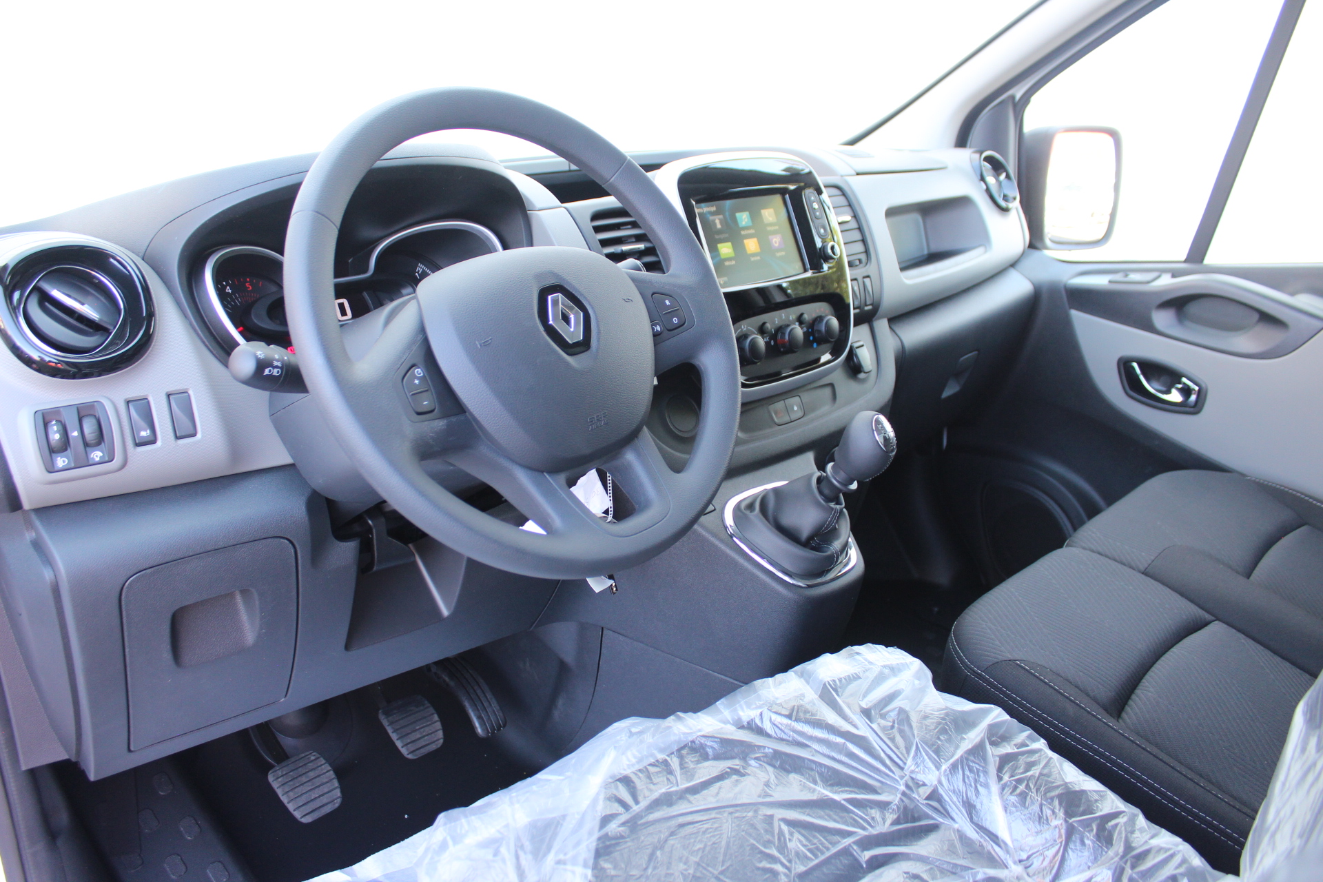 RENAULT TRAFIC FOURGON