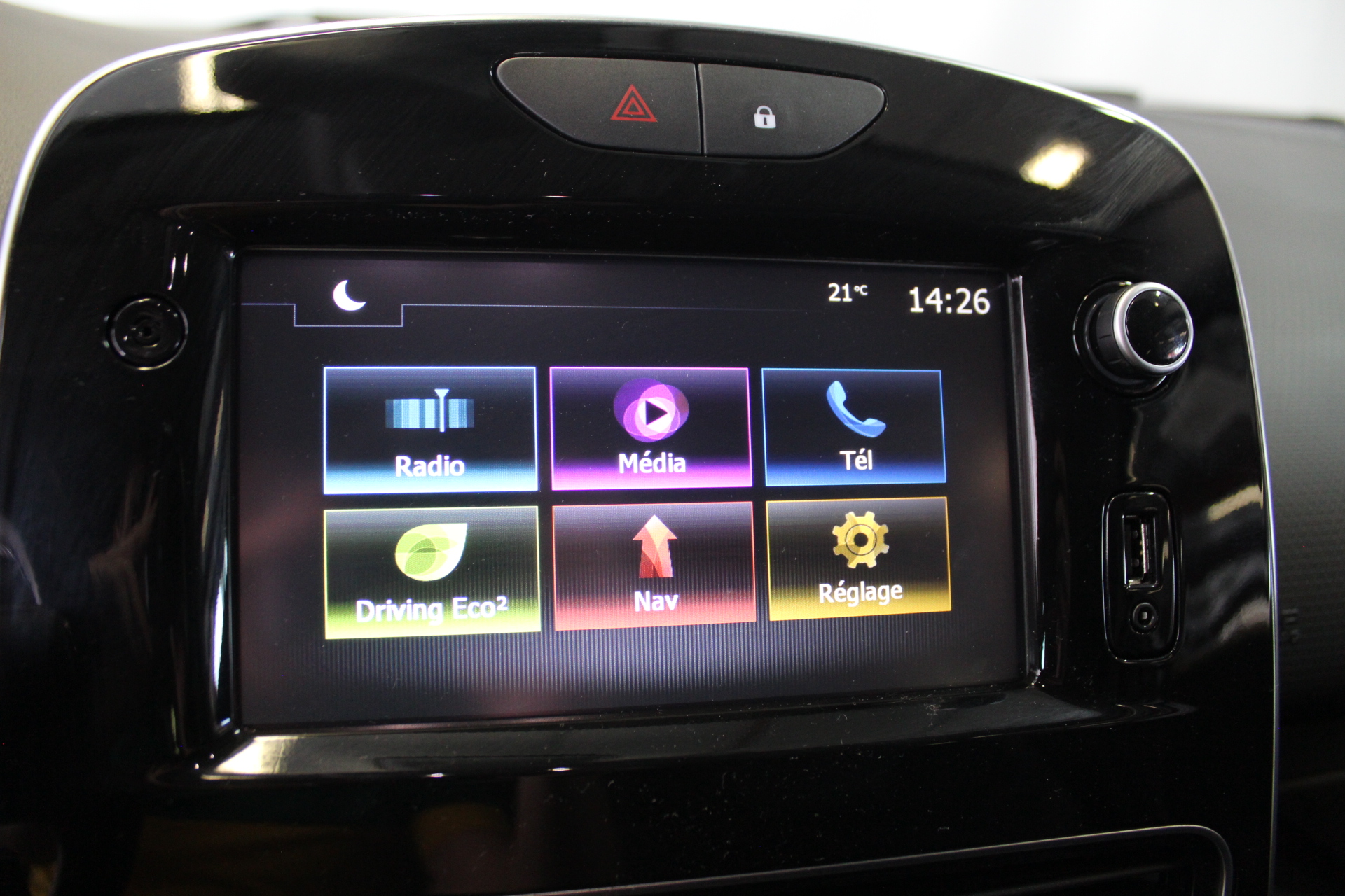 RENAULT CLIO IV