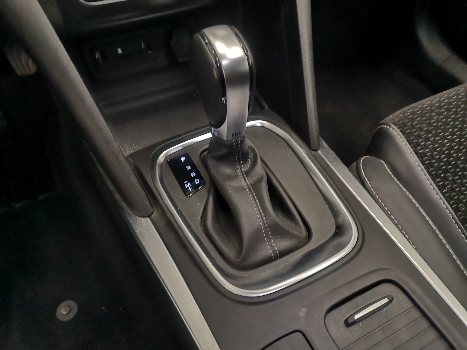 RENAULT MEGANE IV ESTATE