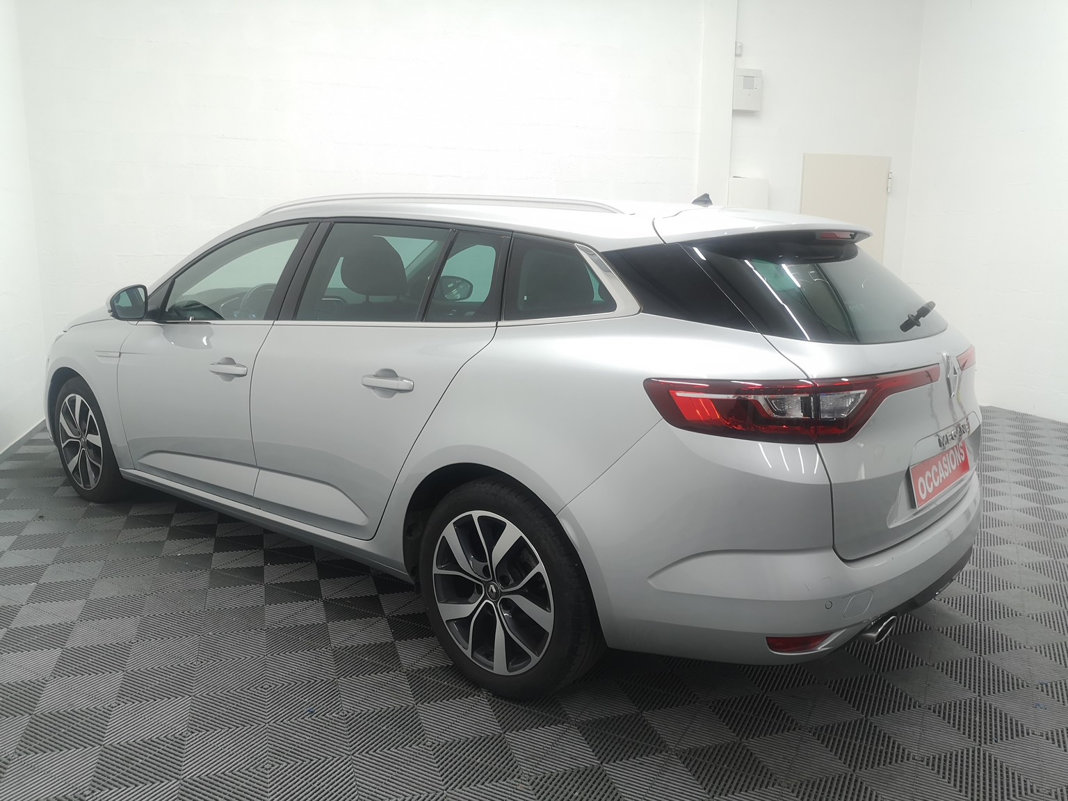 RENAULT MEGANE IV ESTATE
