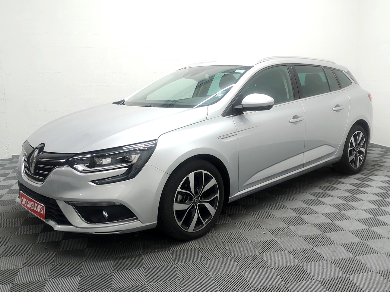 RENAULT MEGANE IV ESTATE