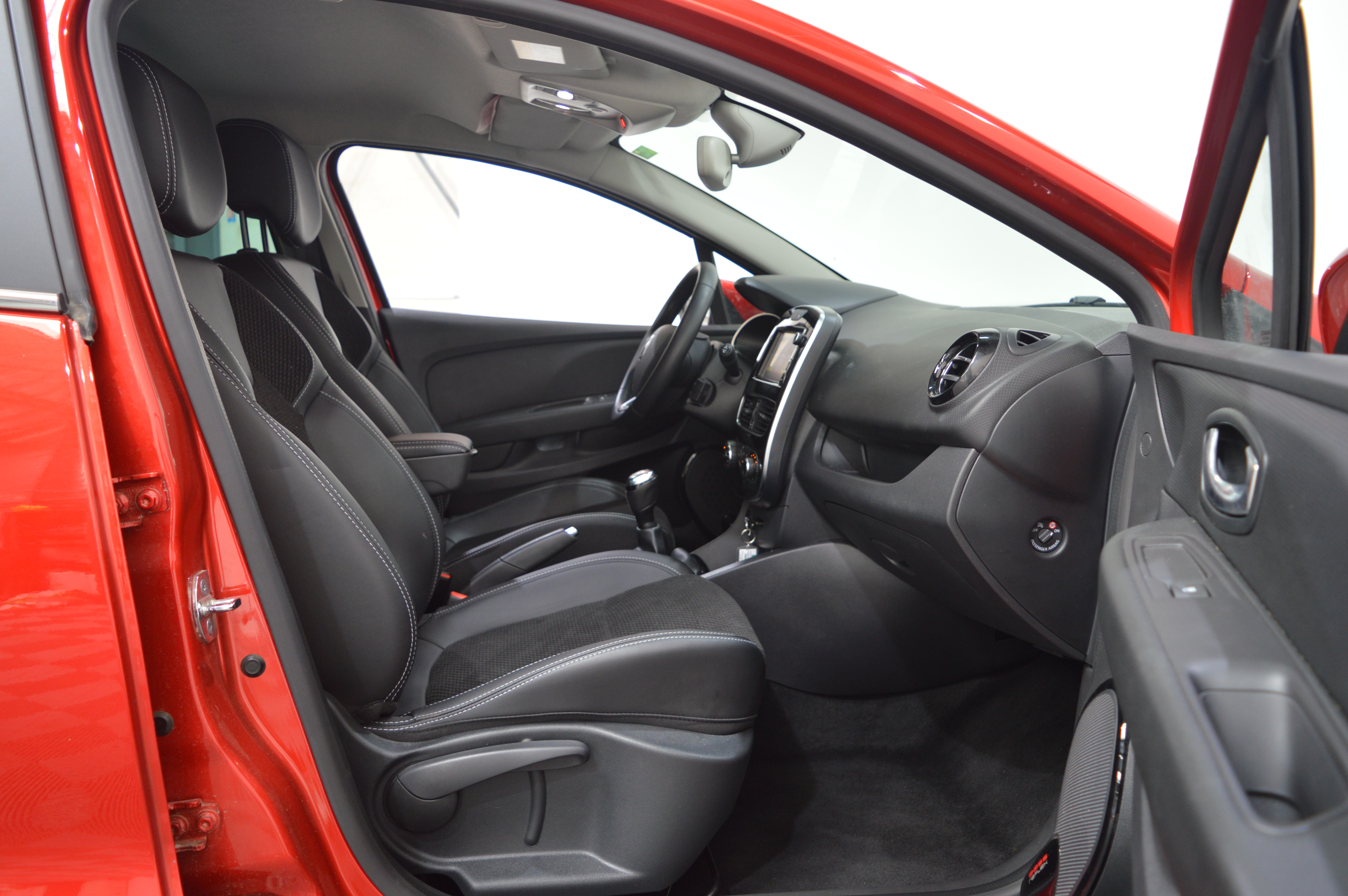 RENAULT CLIO IV