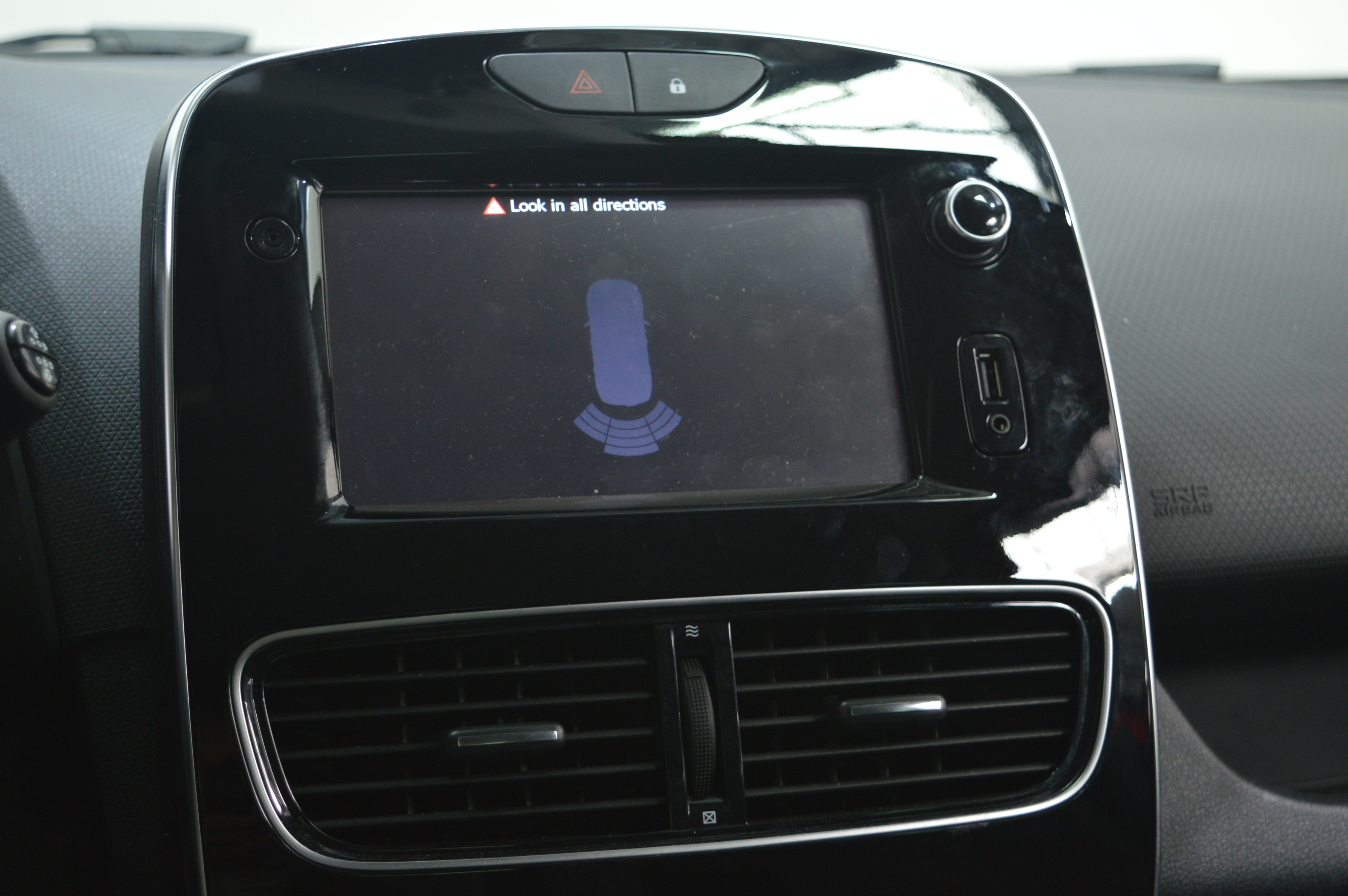 RENAULT CLIO IV