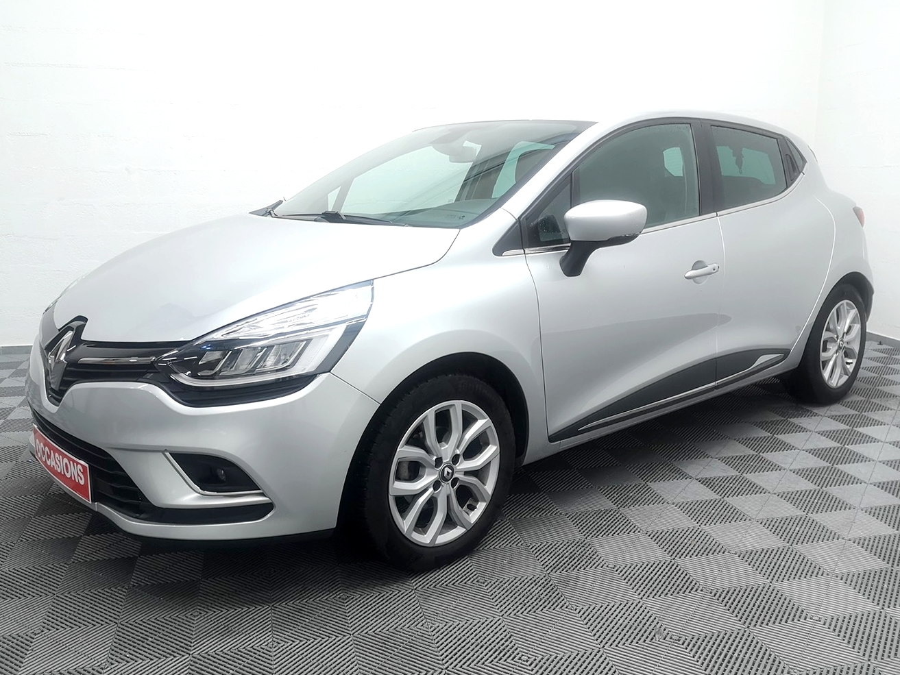 Renault Clio Iv De 2017 à 10900 Chartres Les Grandes