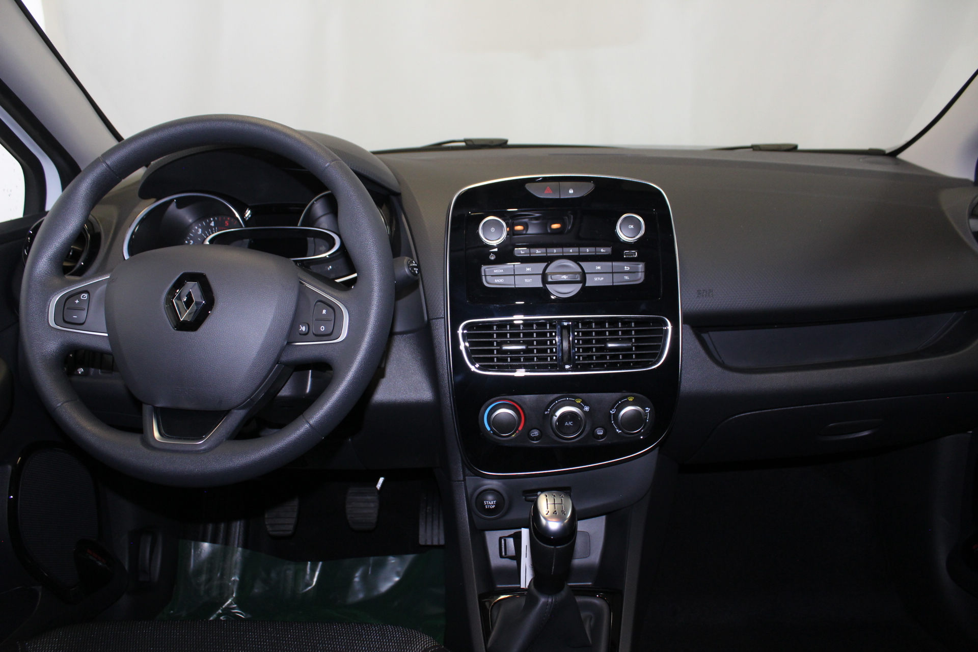 RENAULT CLIO IV