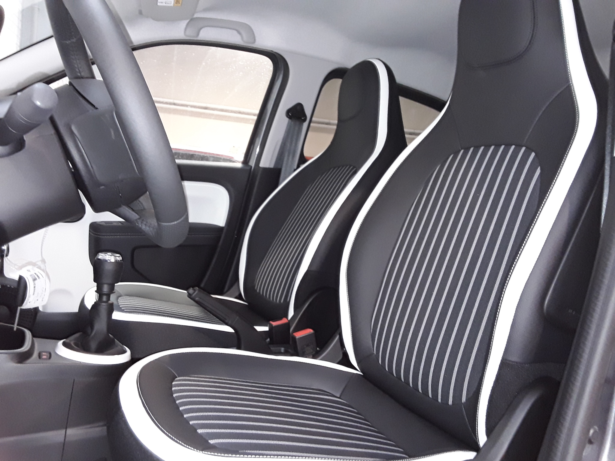 RENAULT TWINGO III