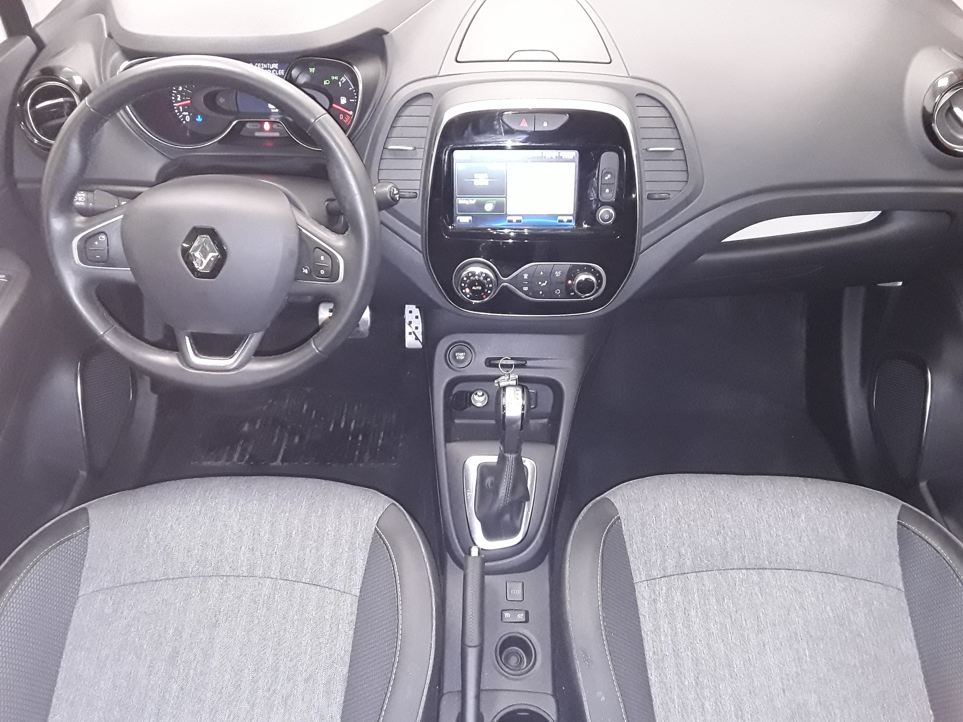 RENAULT CAPTUR
