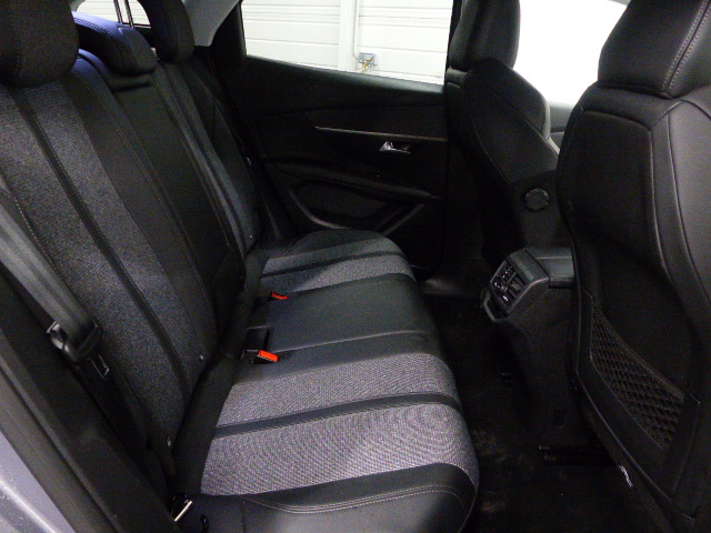 PEUGEOT 3008 BUSINESS