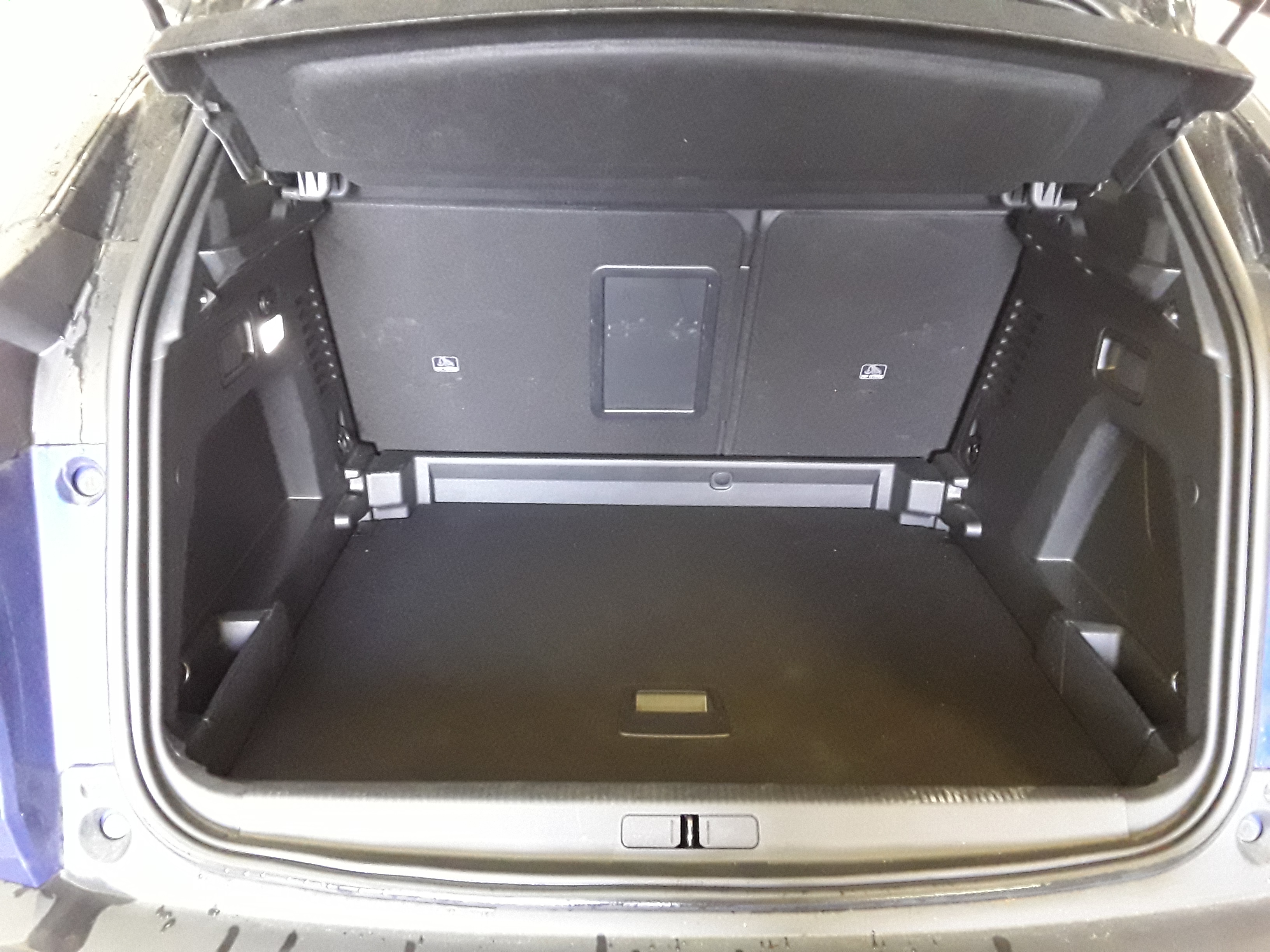 PEUGEOT 3008 BUSINESS
