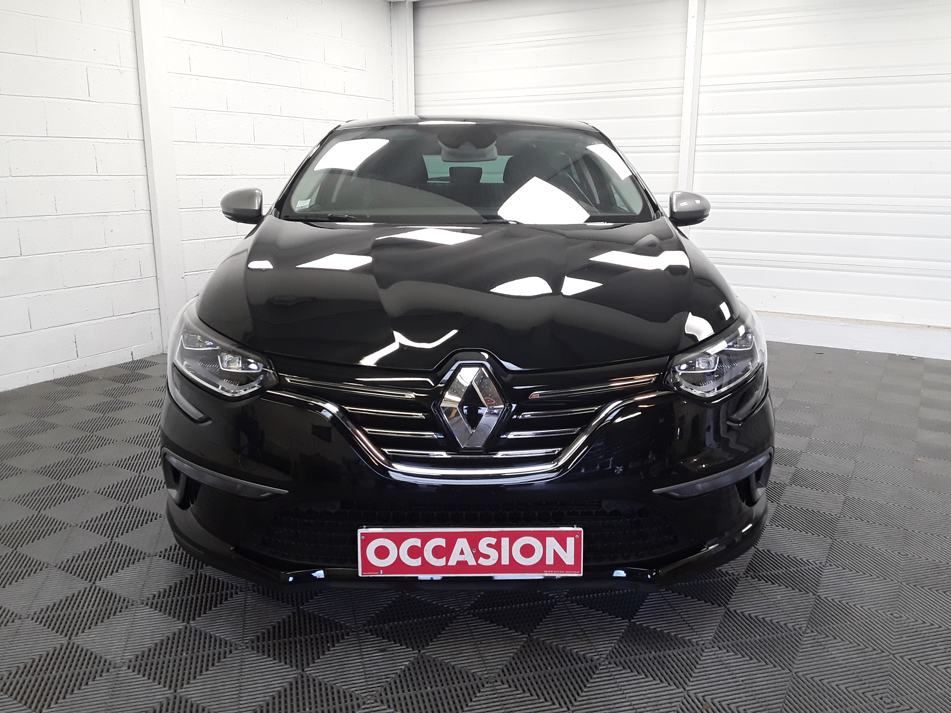 RENAULT MEGANE IV BERLINE