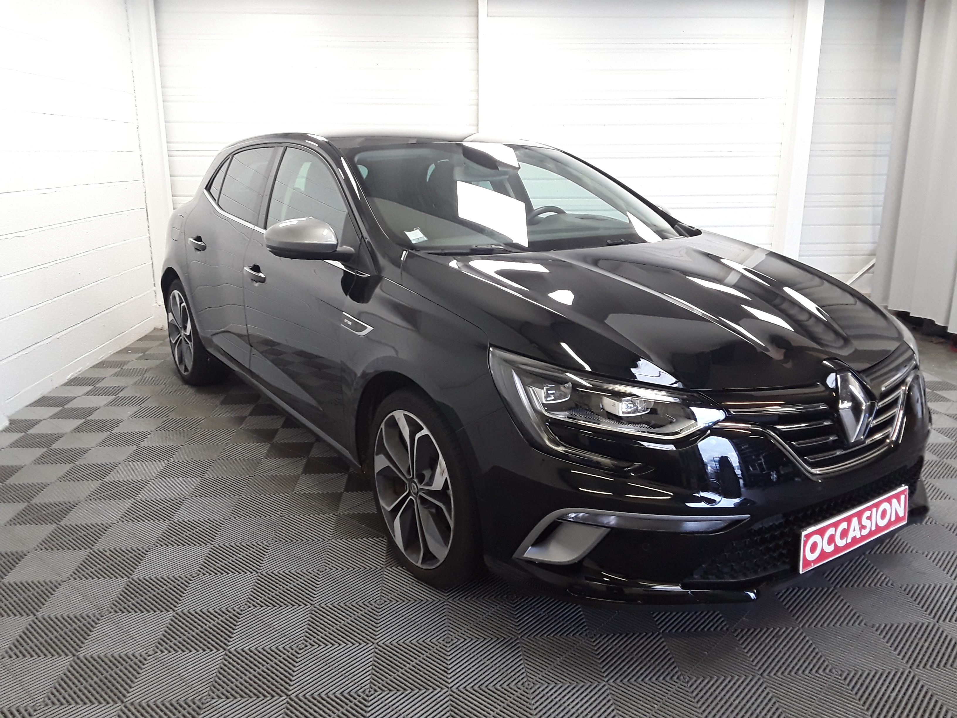 RENAULT MEGANE IV BERLINE