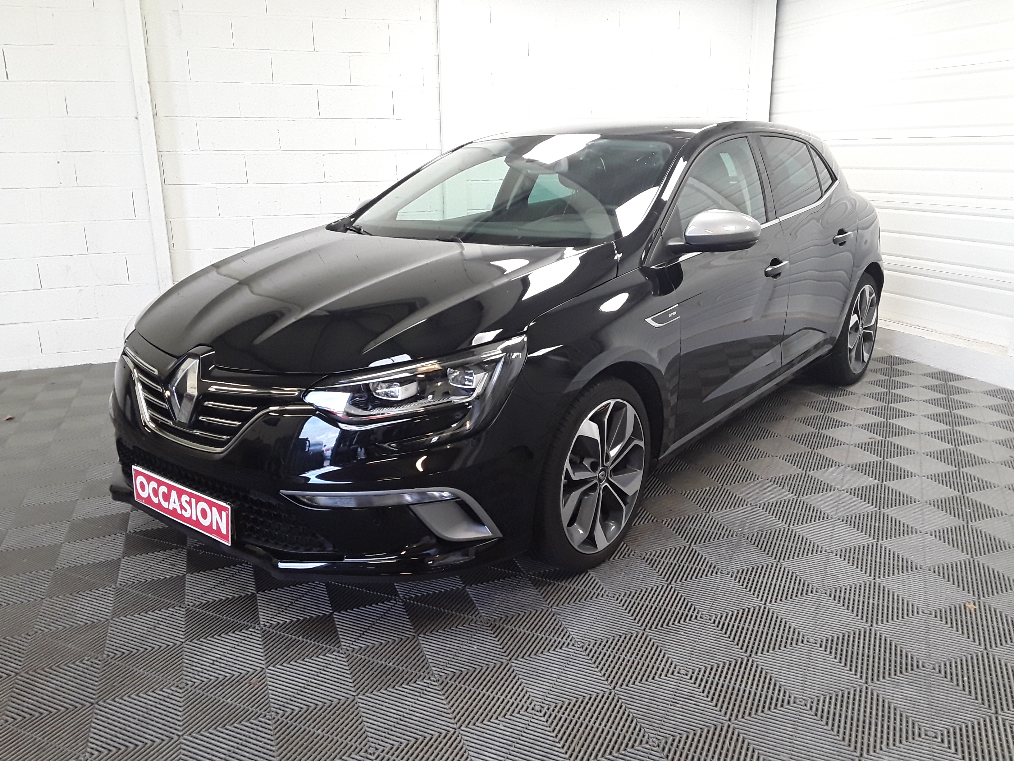 RENAULT MEGANE IV BERLINE