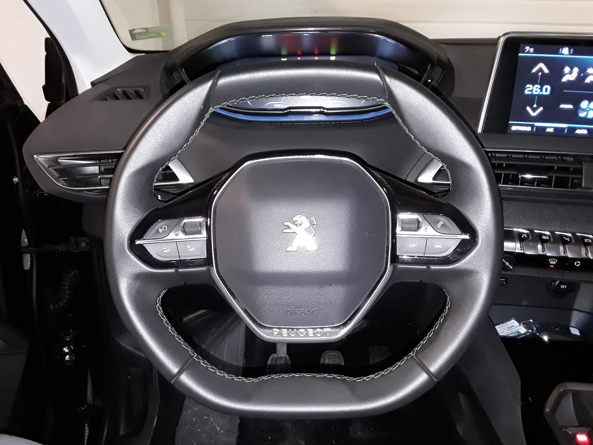 PEUGEOT 3008 BUSINESS