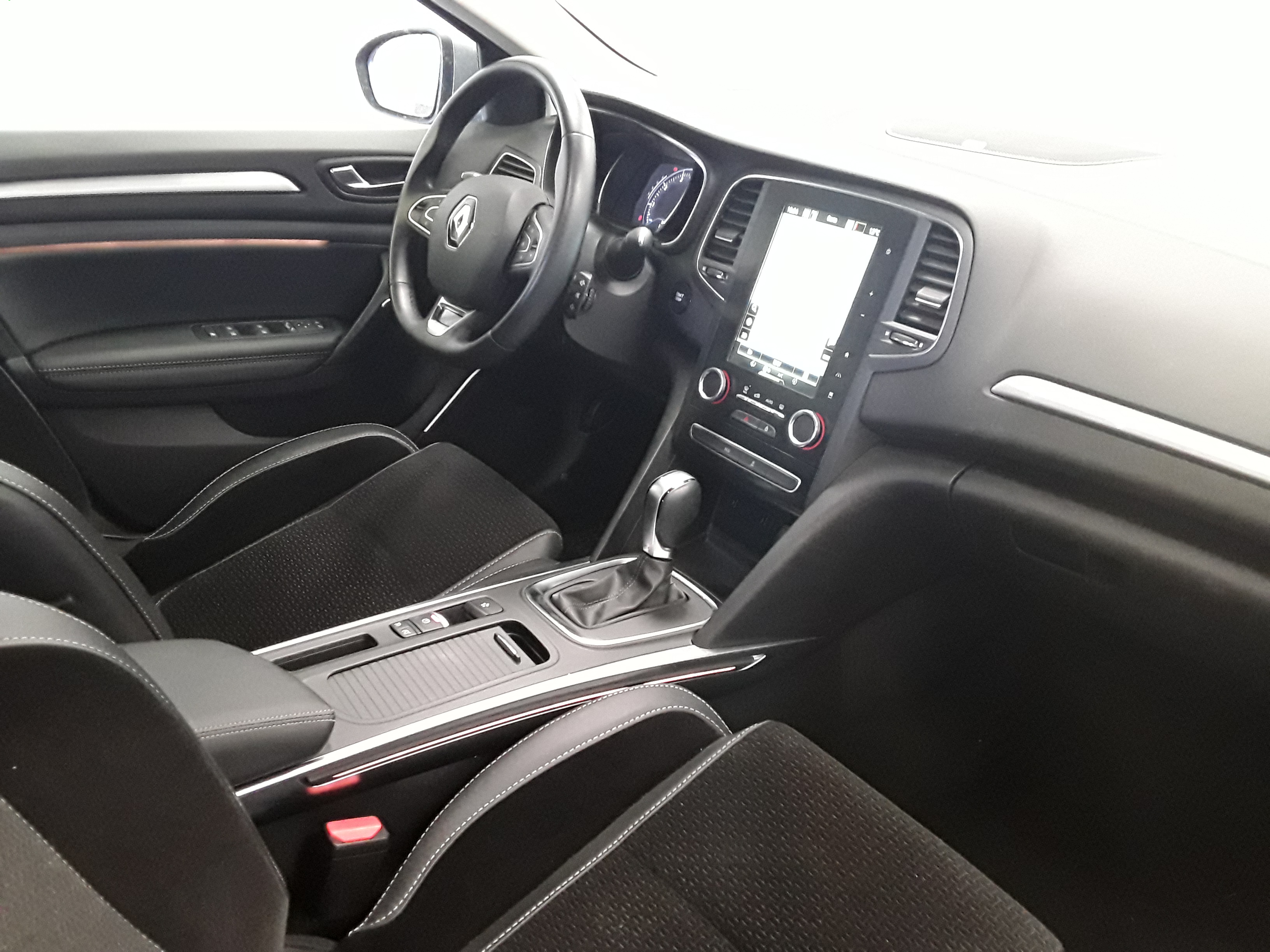 RENAULT MEGANE IV BERLINE