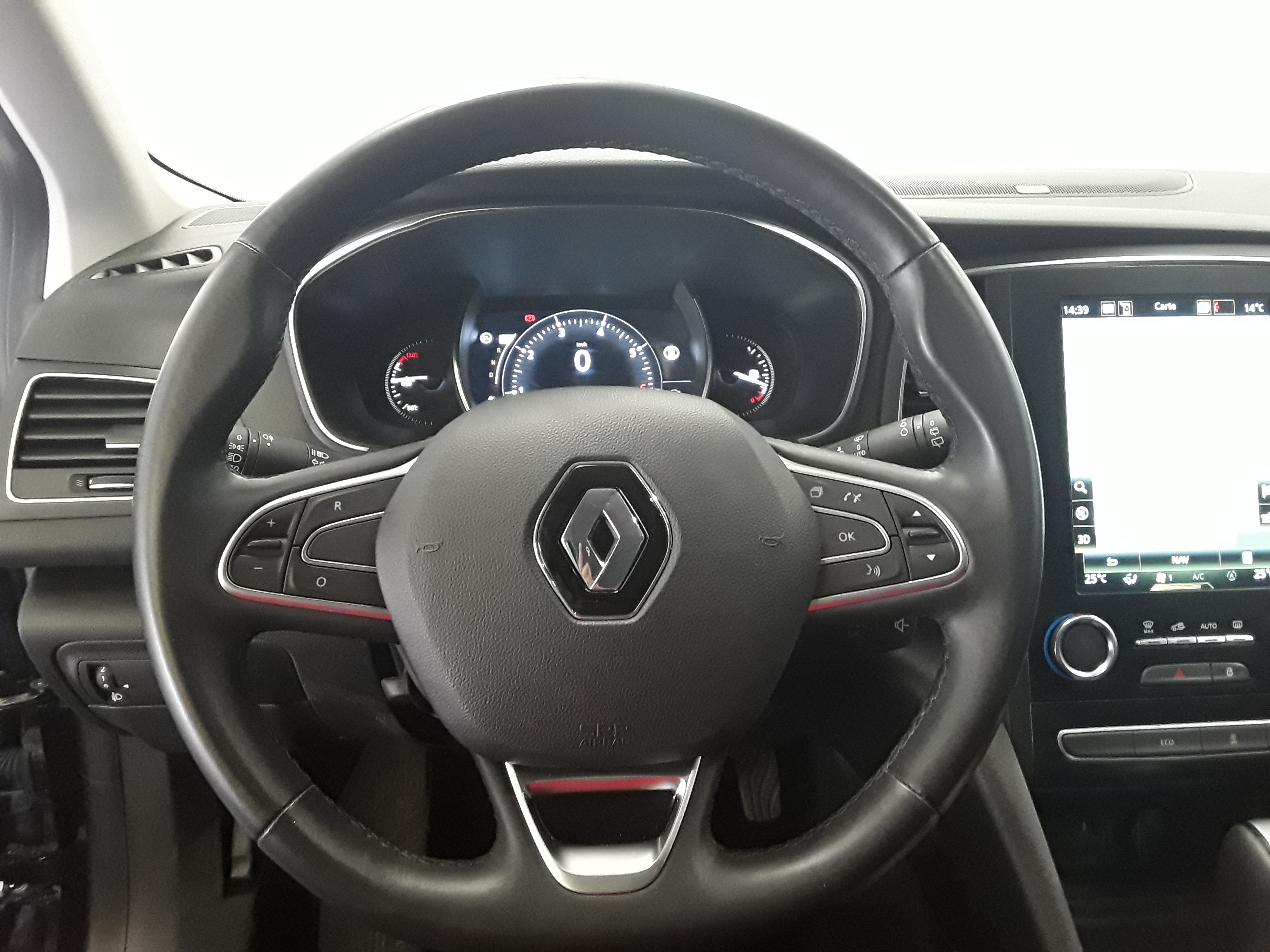 RENAULT MEGANE IV BERLINE