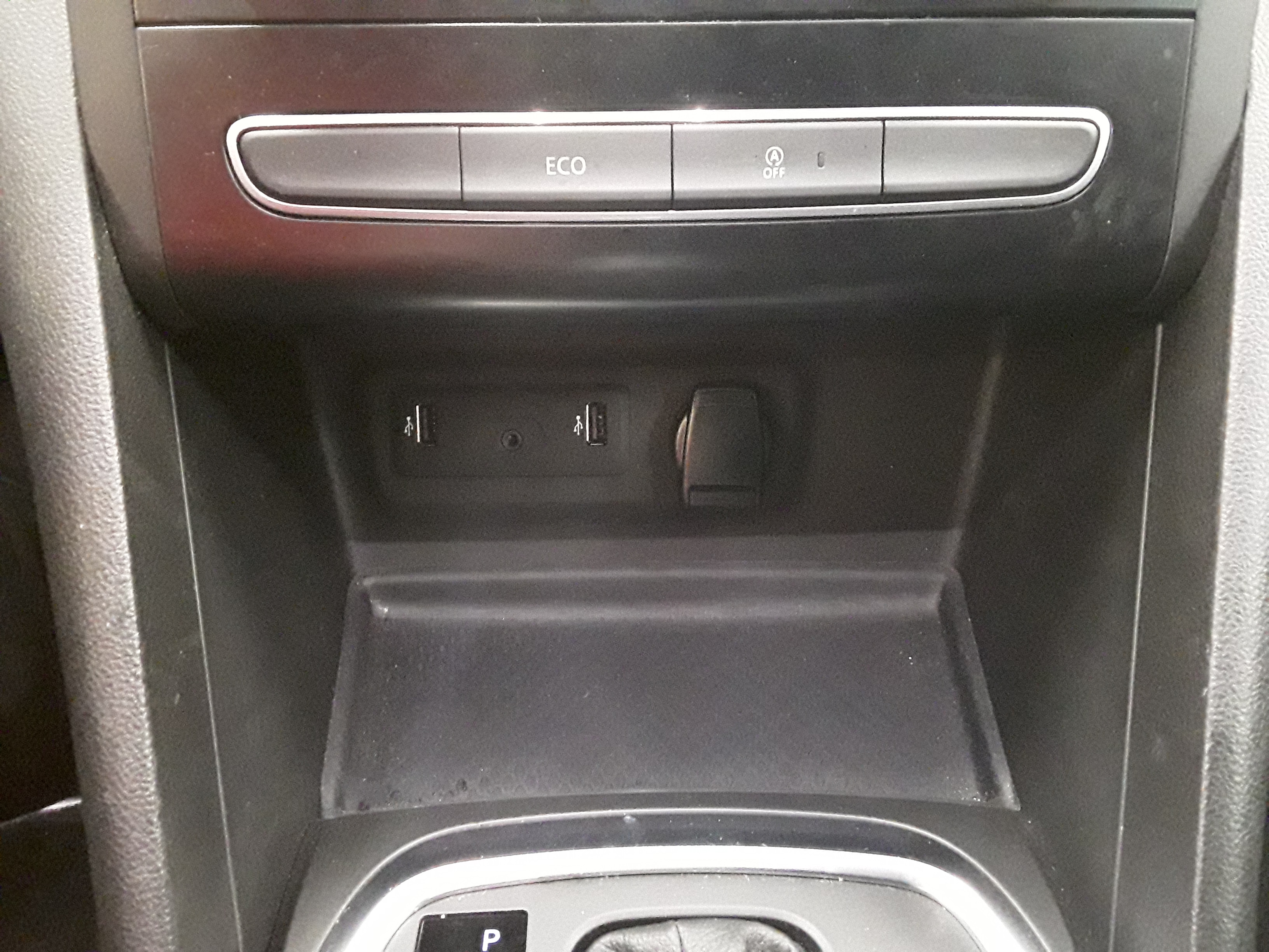 RENAULT MEGANE IV BERLINE