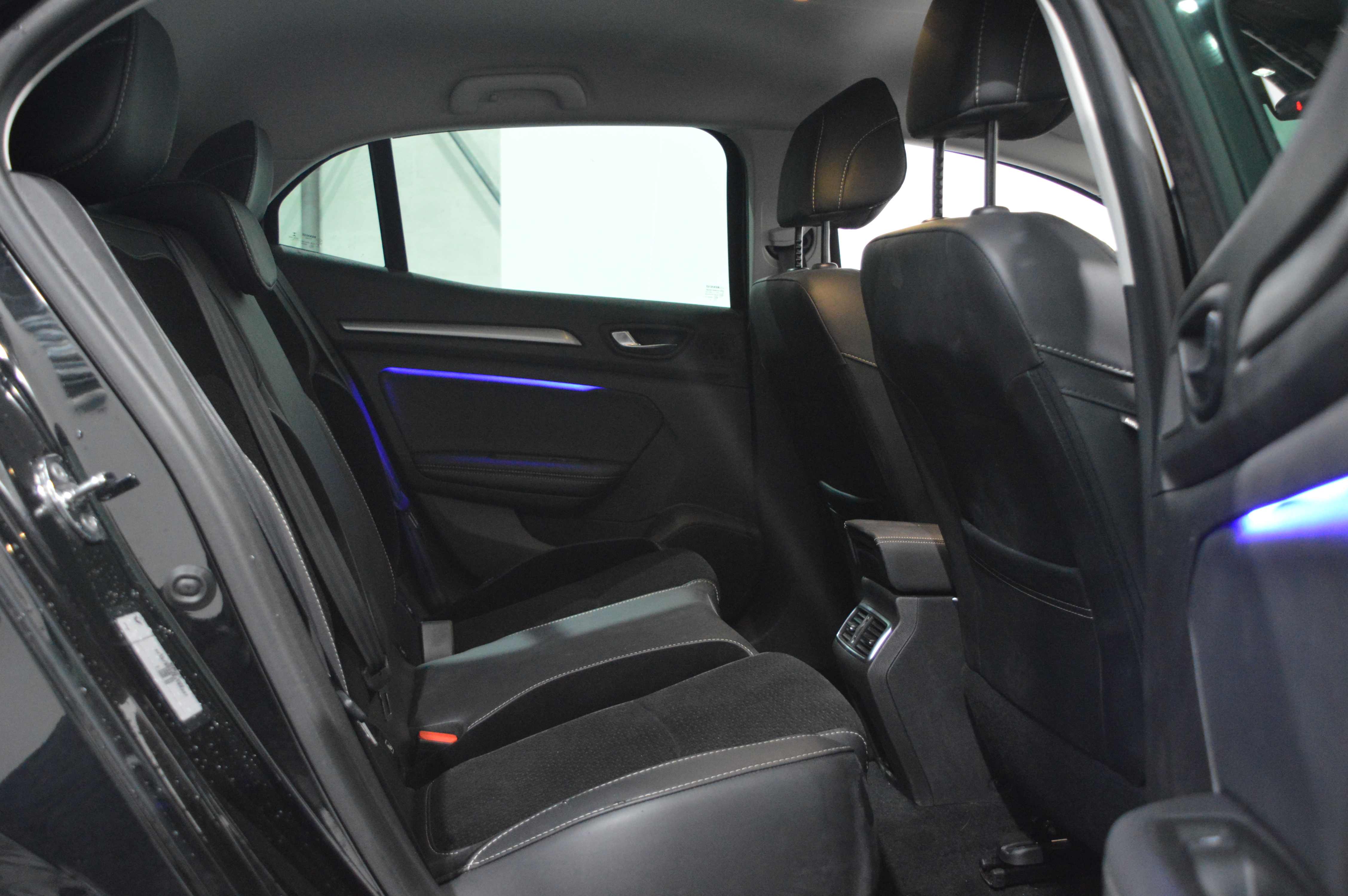 RENAULT MEGANE IV BERLINE