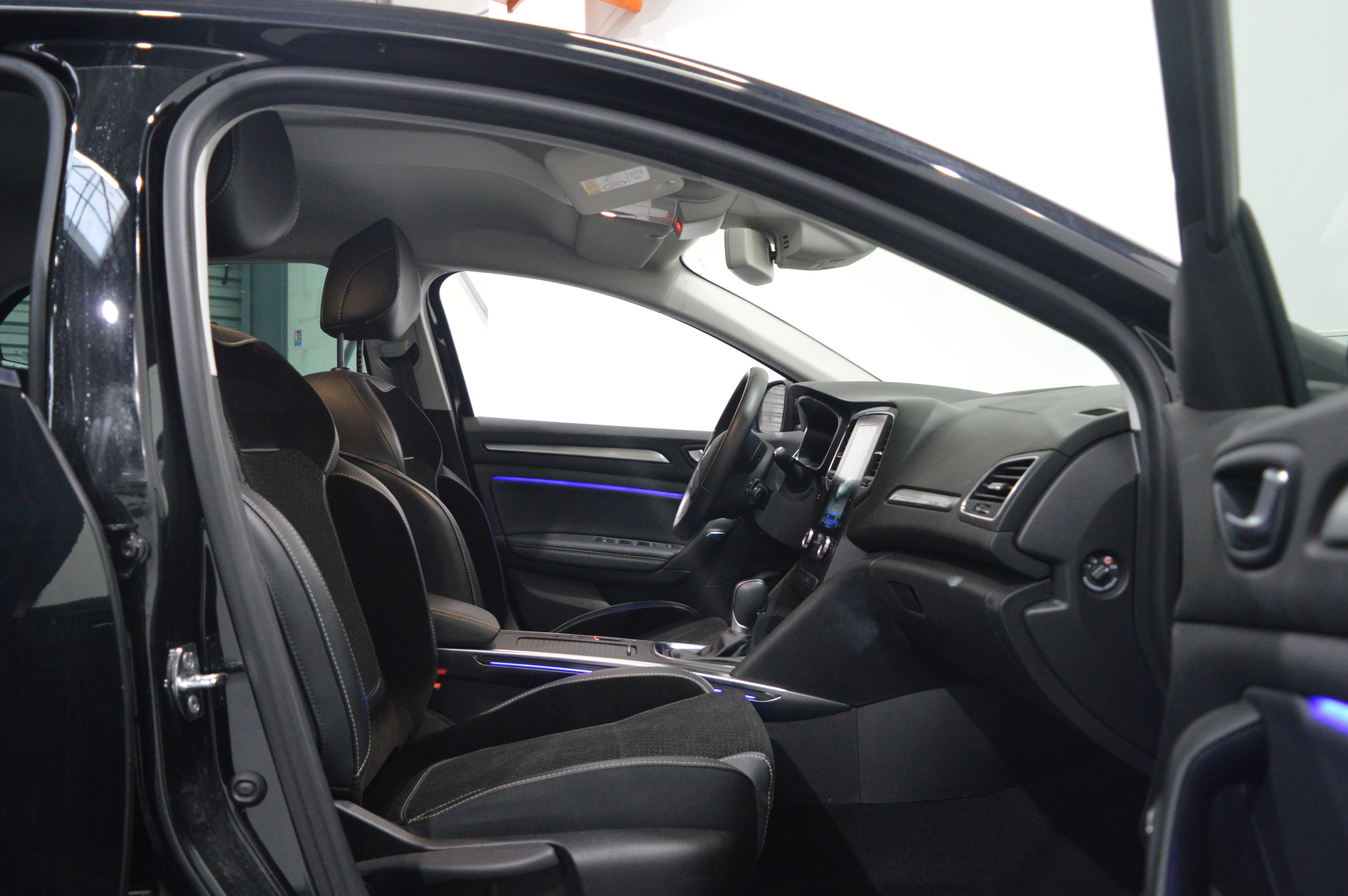 RENAULT MEGANE IV BERLINE