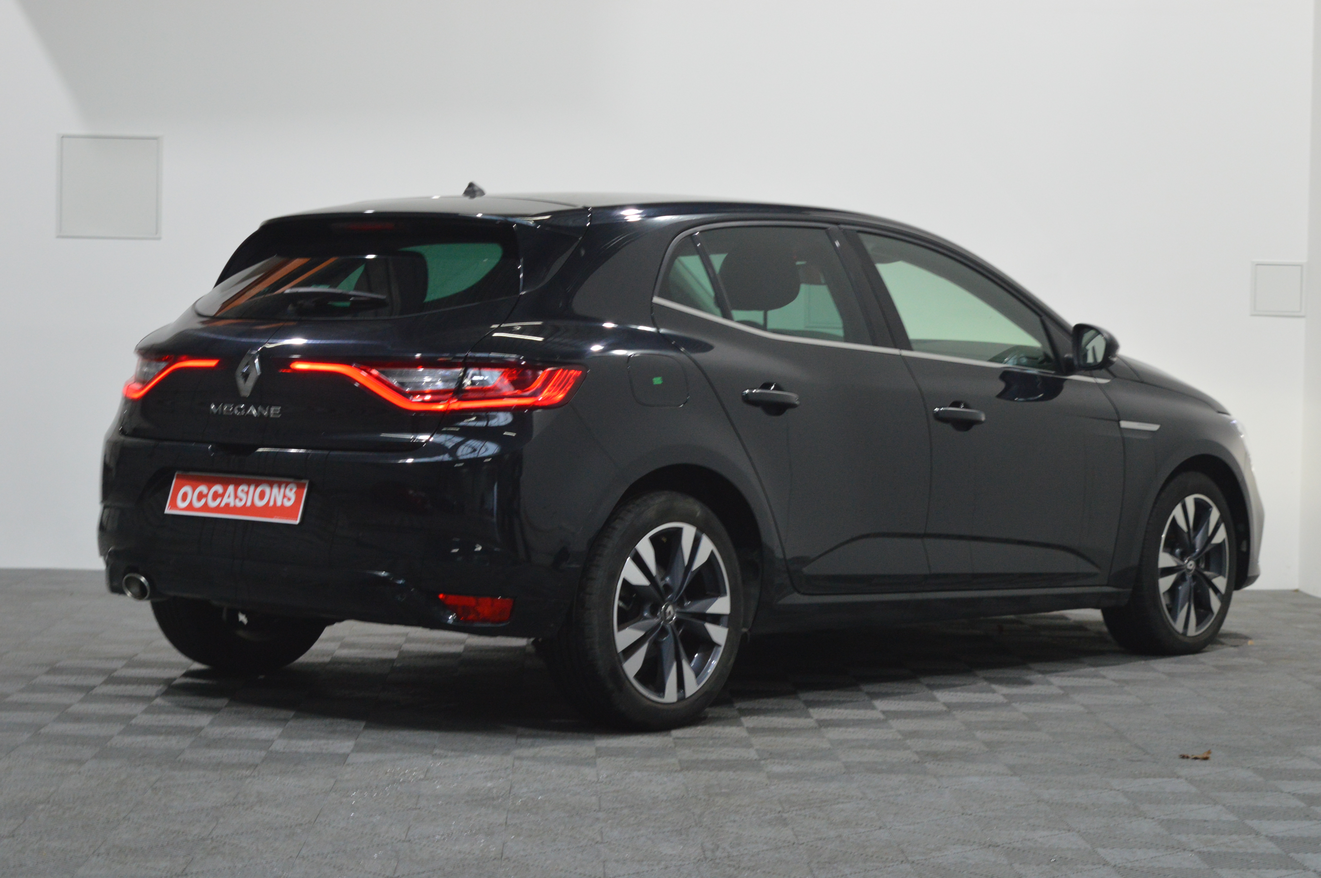 RENAULT MEGANE IV BERLINE