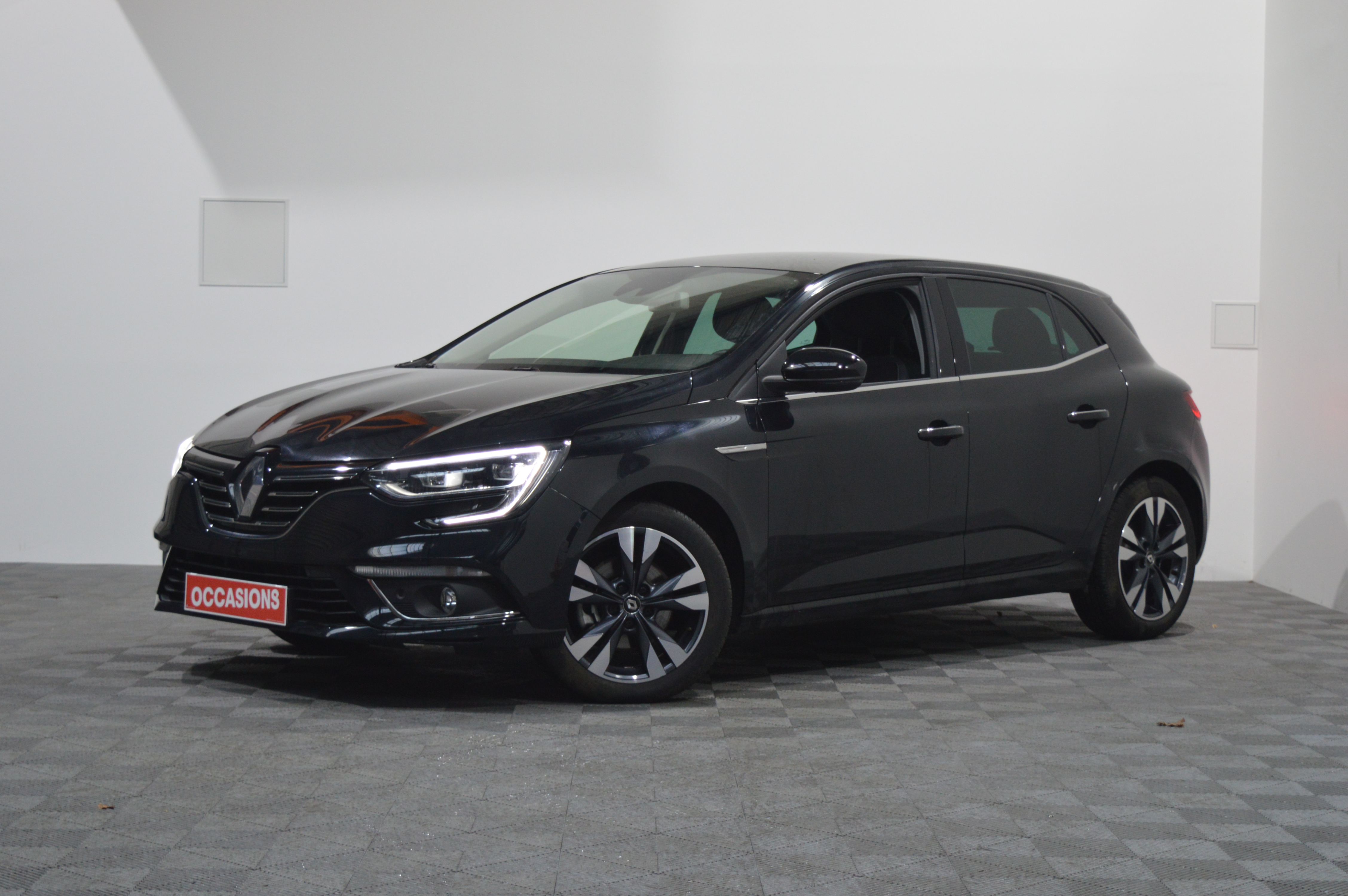 RENAULT MEGANE IV BERLINE
