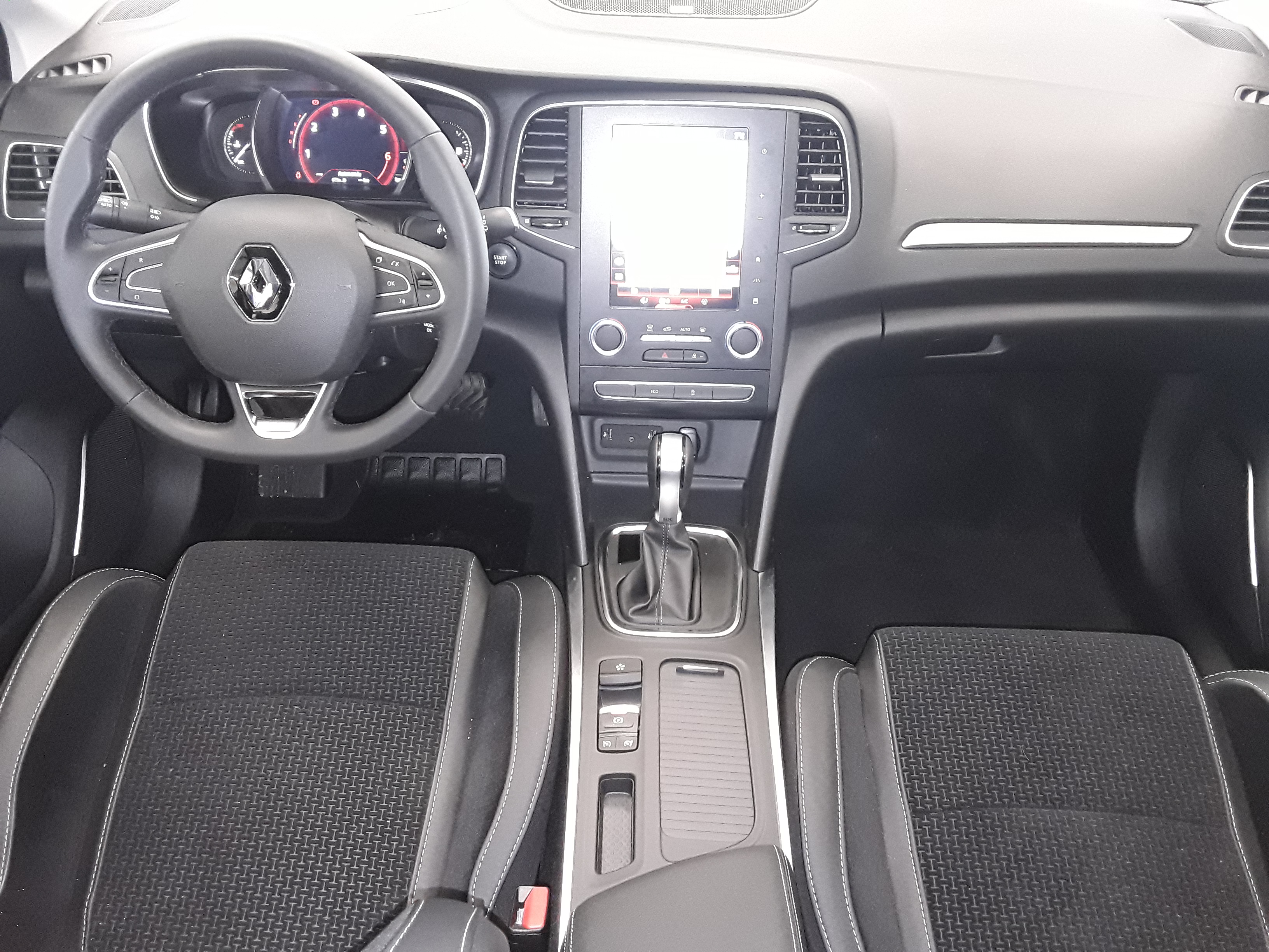 RENAULT MEGANE IV ESTATE