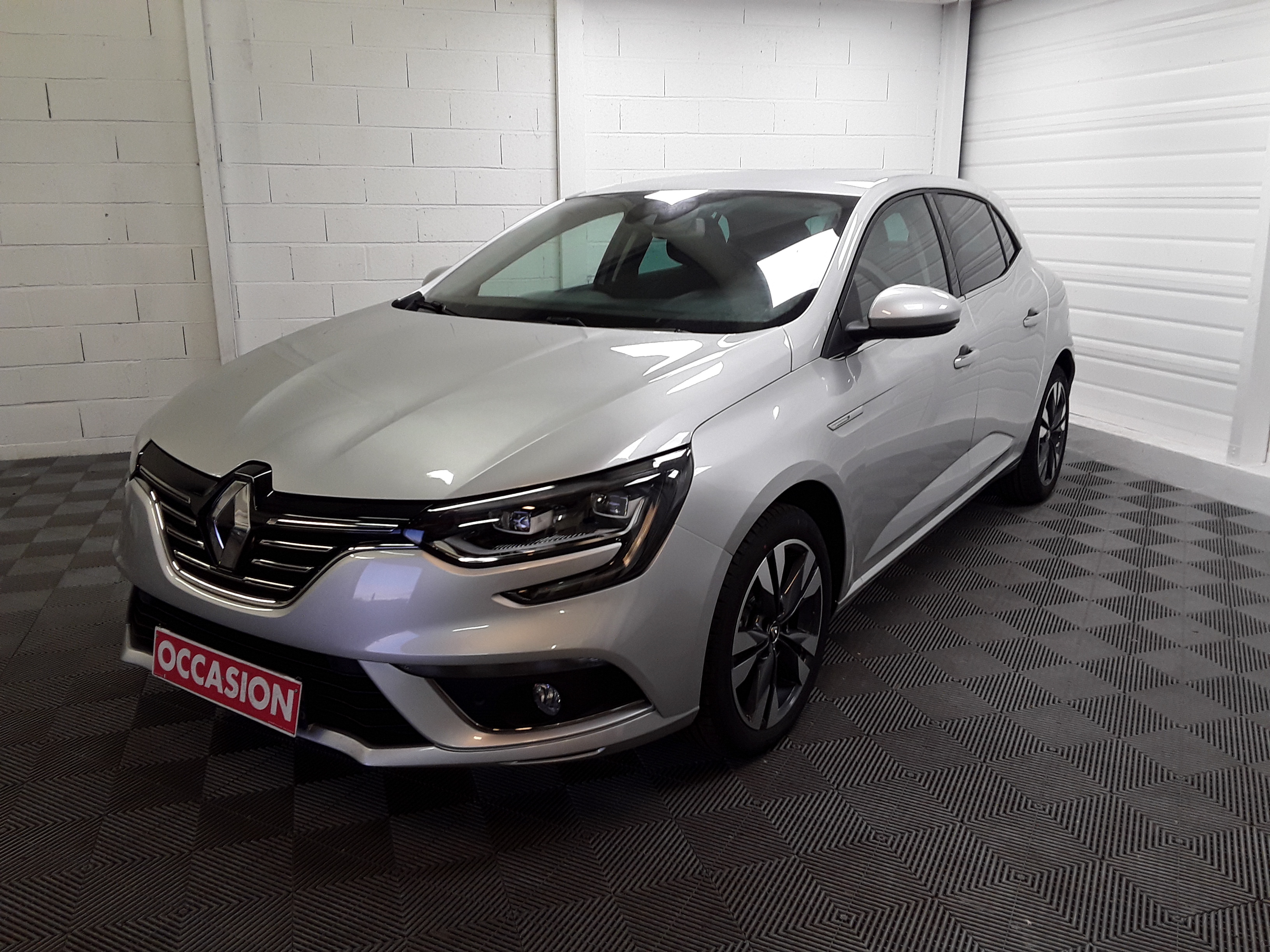 RENAULT MEGANE IV BERLINE