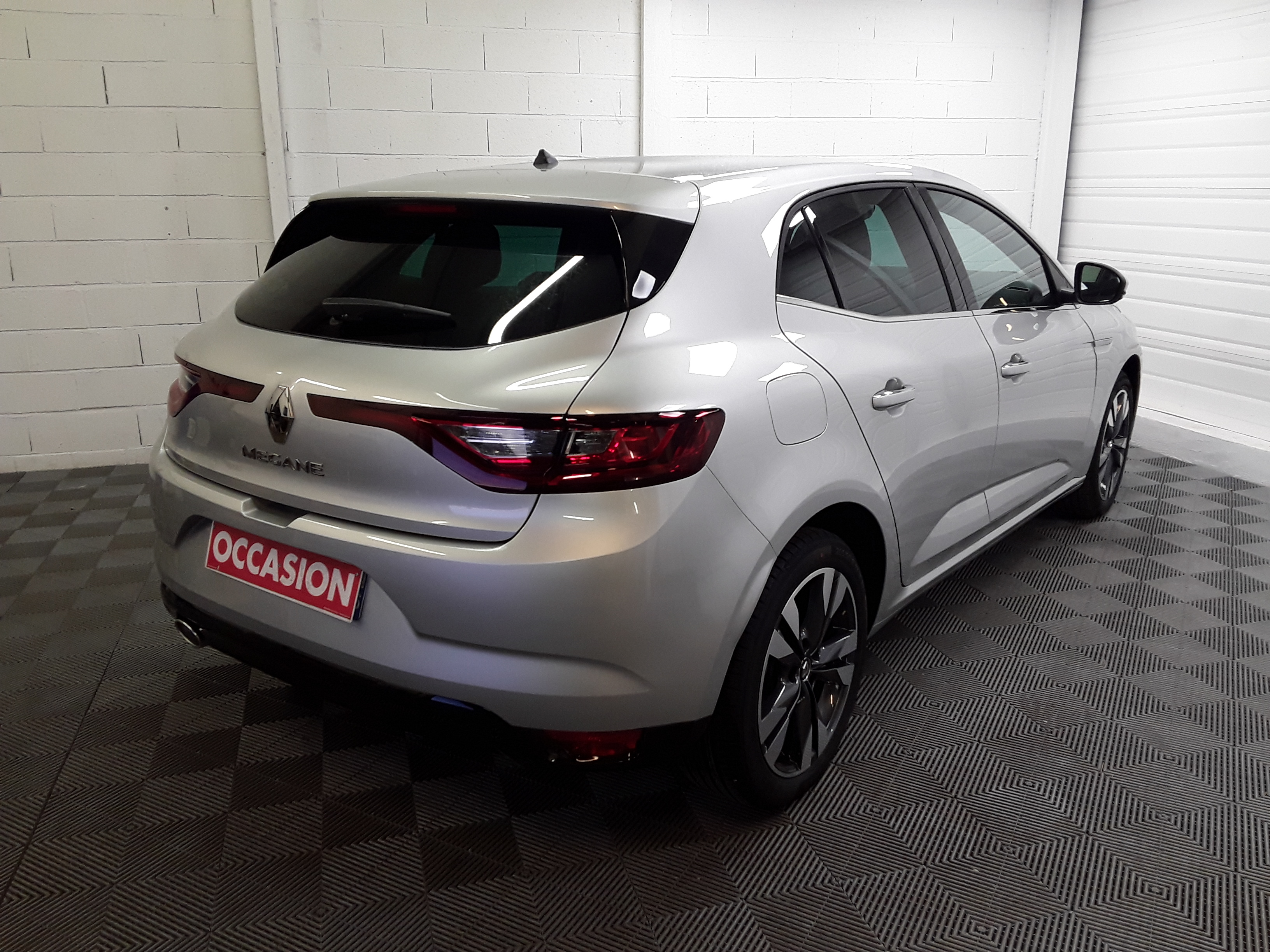 RENAULT MEGANE IV BERLINE