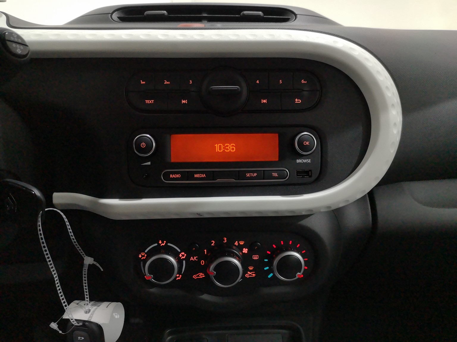 RENAULT TWINGO III