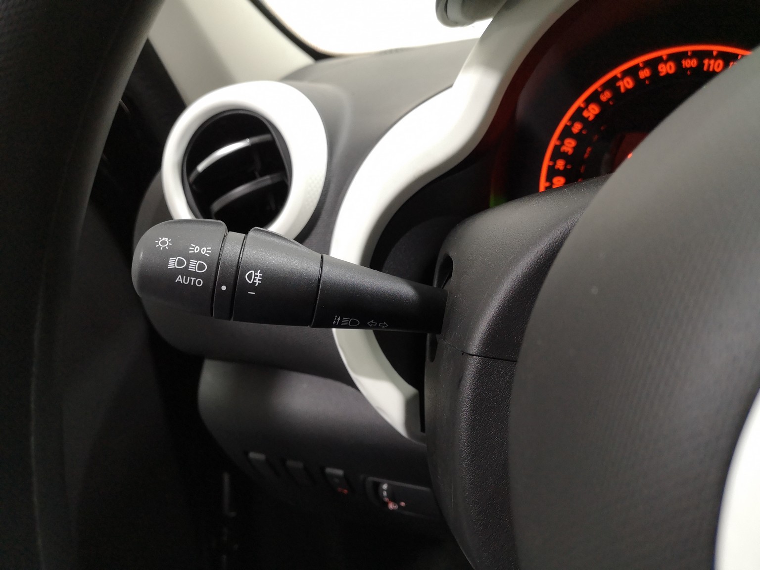 RENAULT TWINGO III