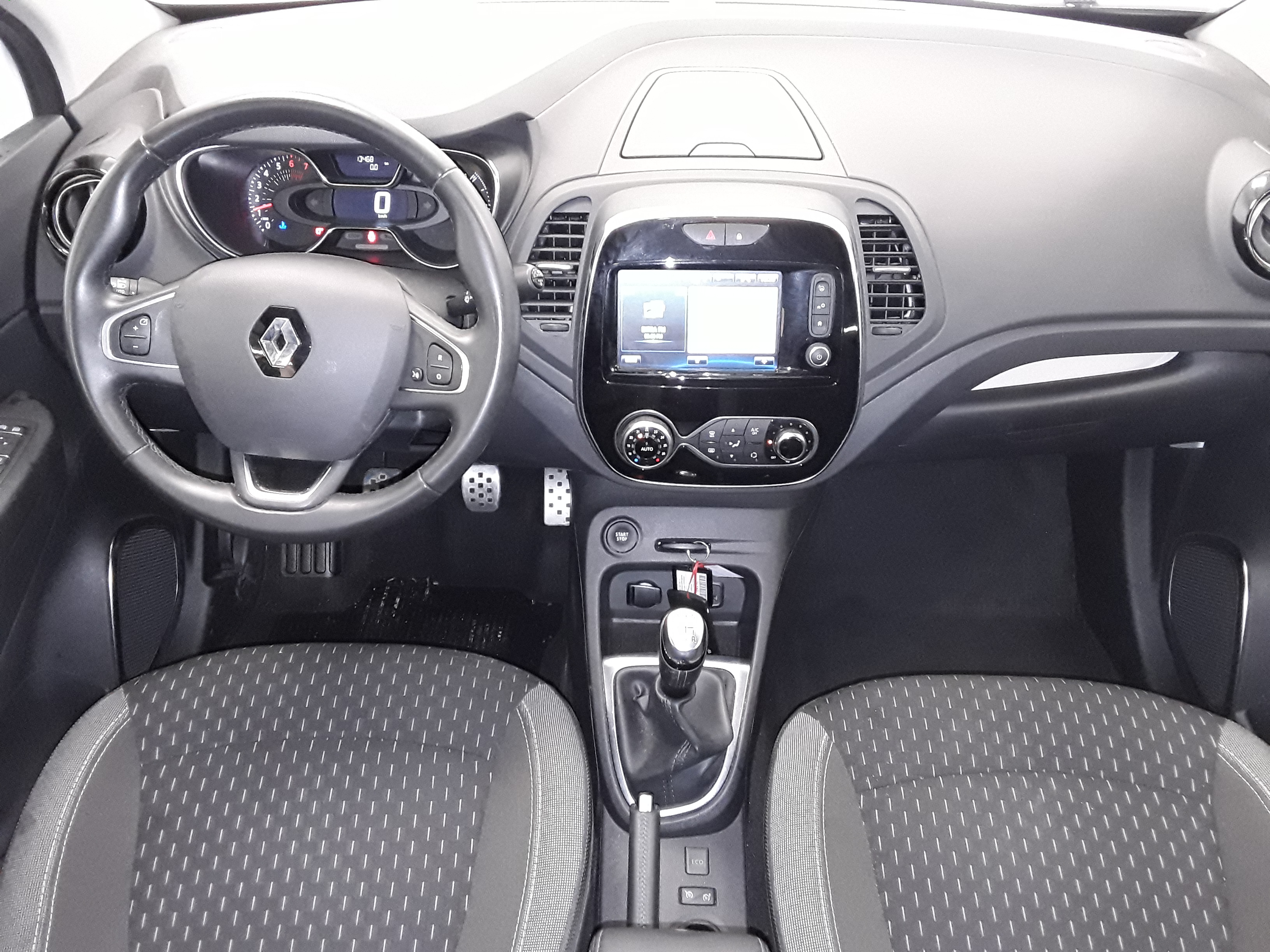 RENAULT CAPTUR