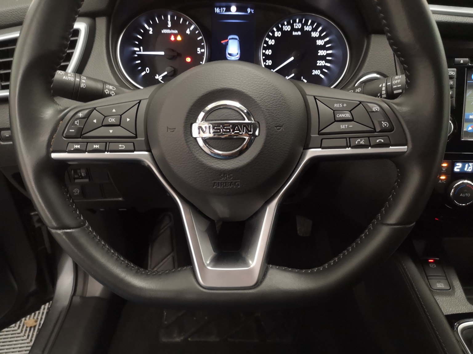 NISSAN QASHQAI