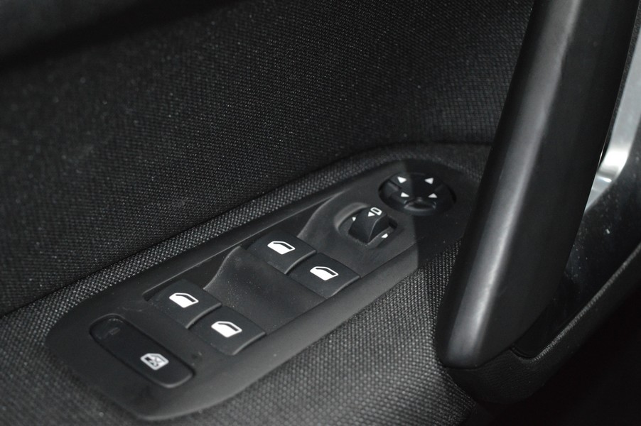 PEUGEOT 308 BUSINESS