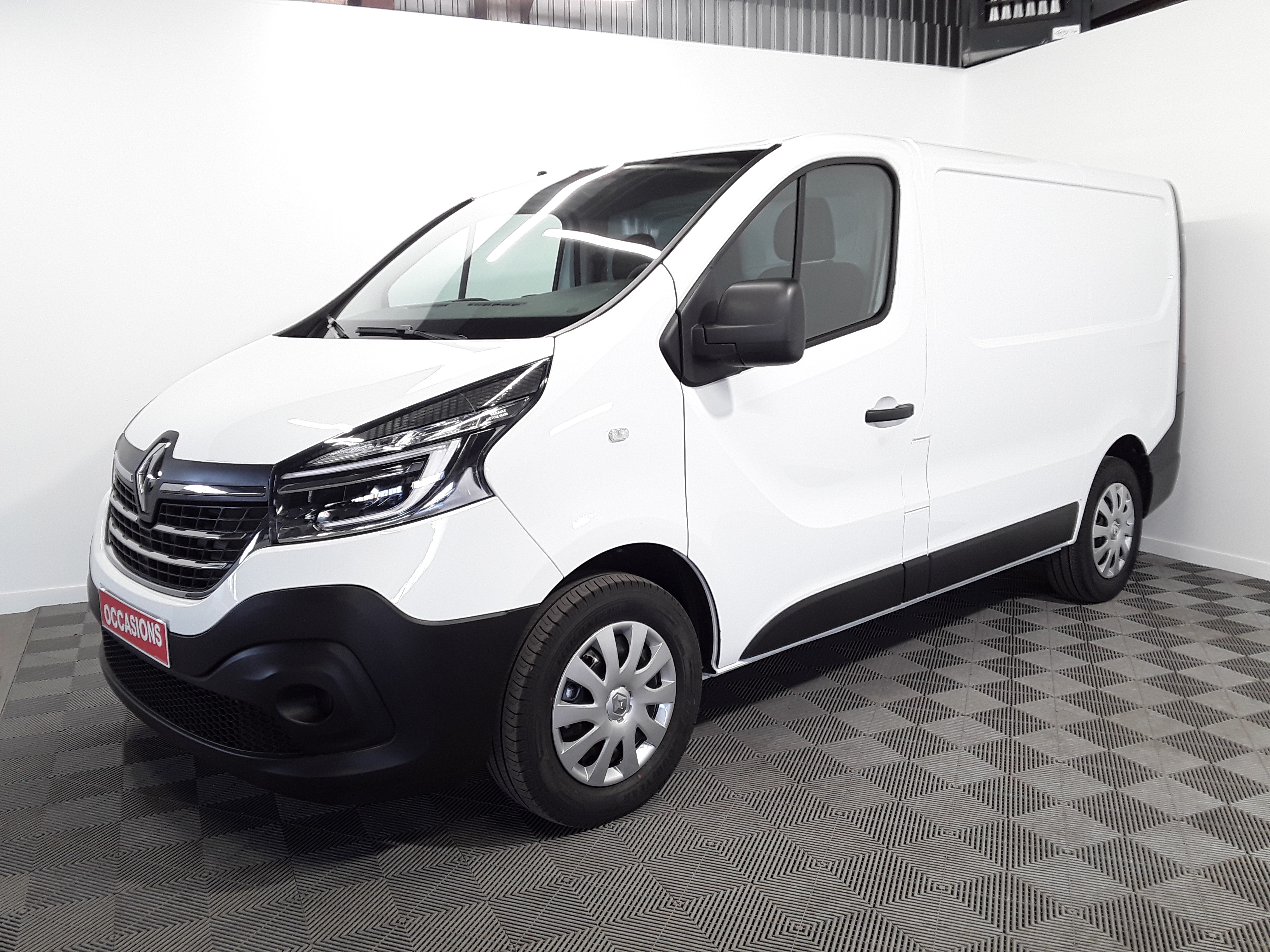 RENAULT TRAFIC FOURGON