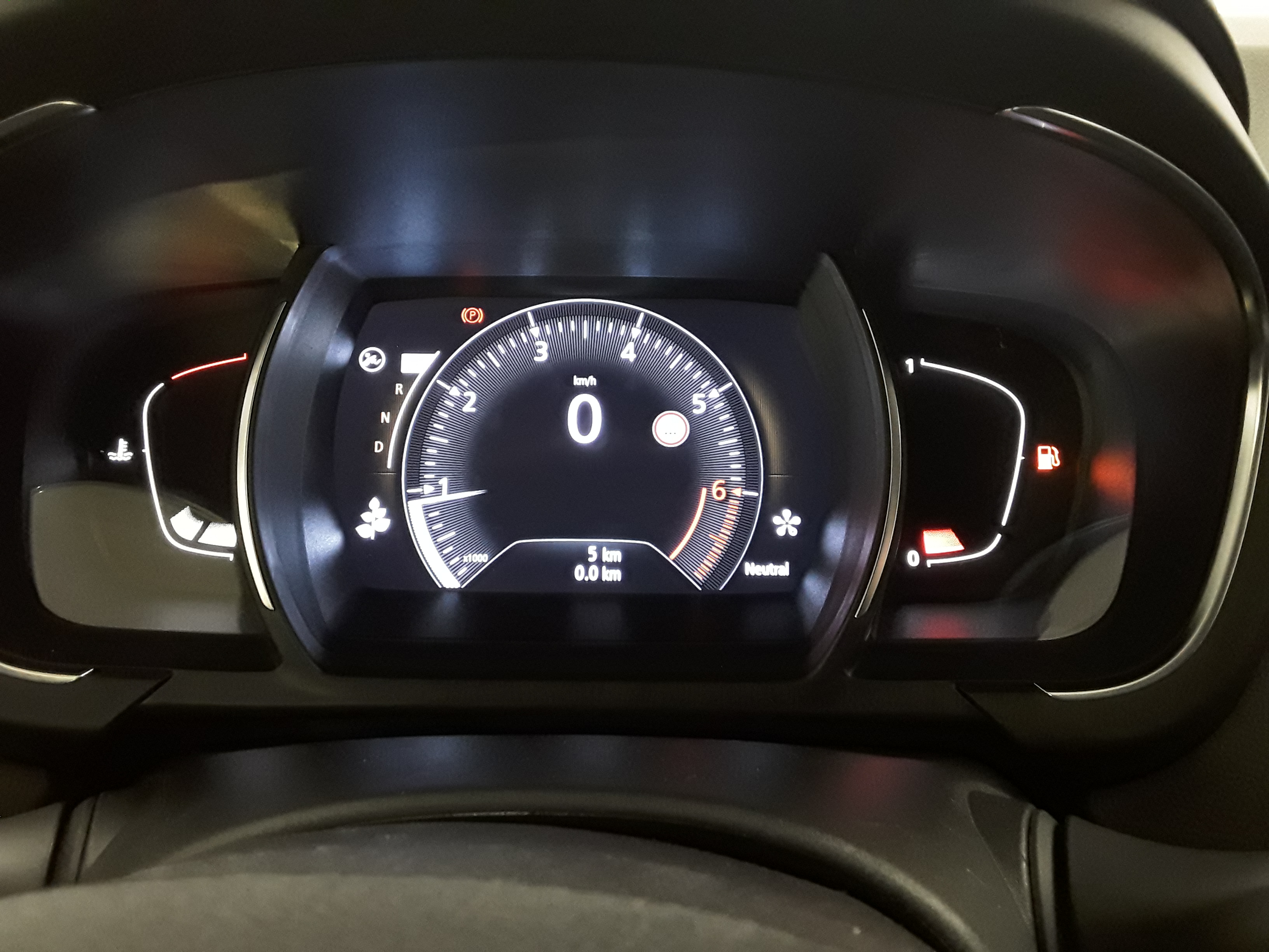 RENAULT GRAND SCENIC IV