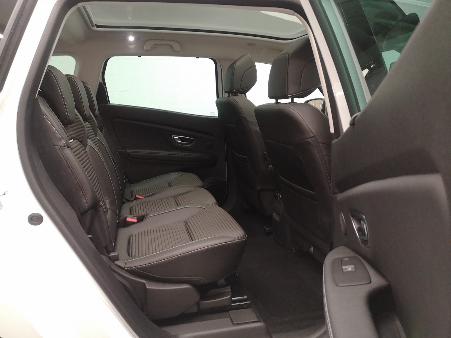 RENAULT GRAND SCENIC IV