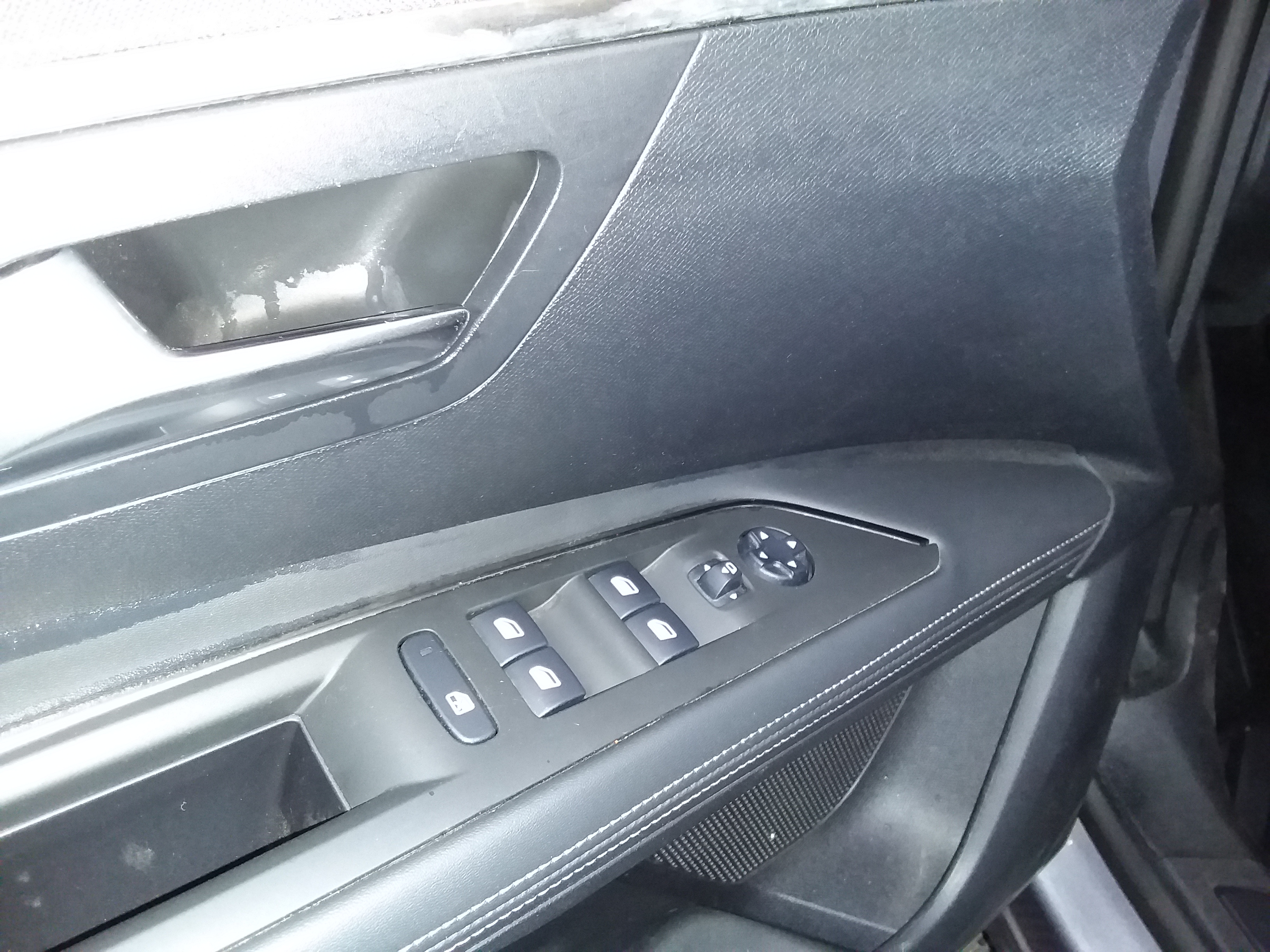 PEUGEOT 3008 BUSINESS