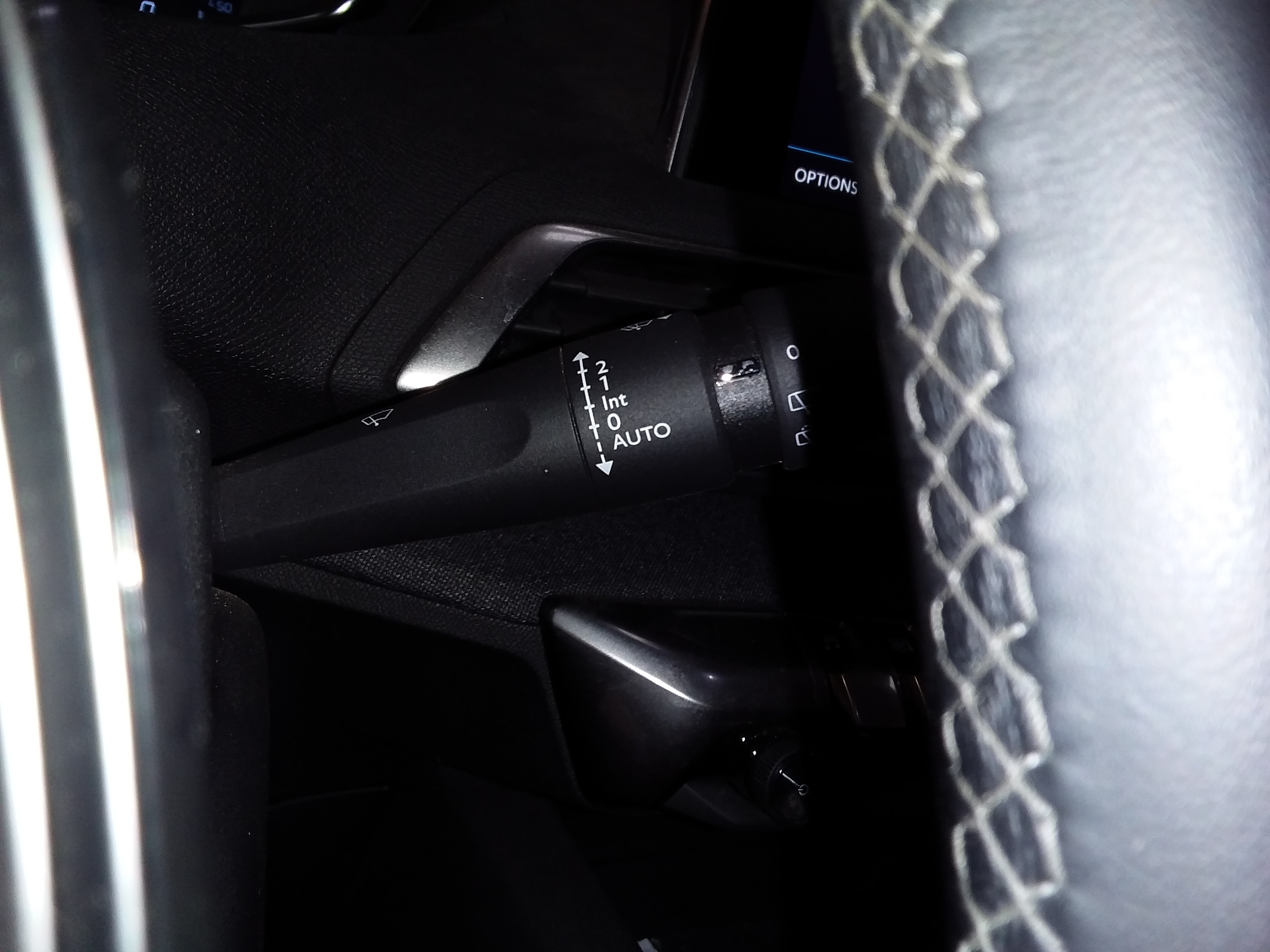 PEUGEOT 3008 BUSINESS