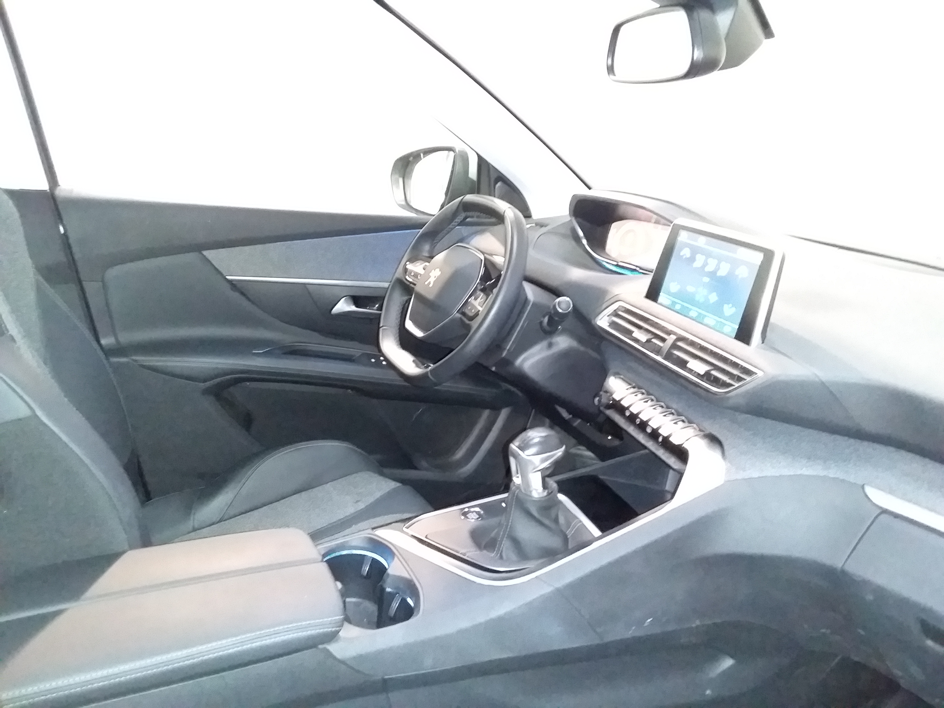 PEUGEOT 3008 BUSINESS