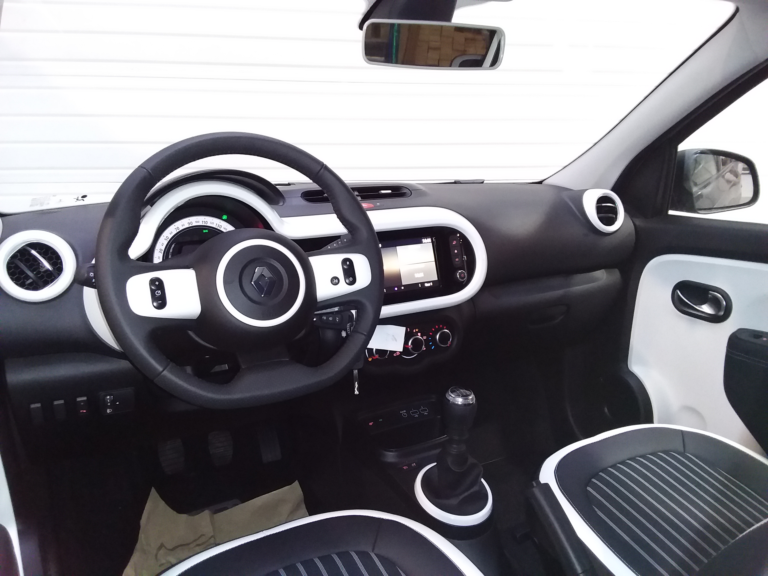RENAULT TWINGO III