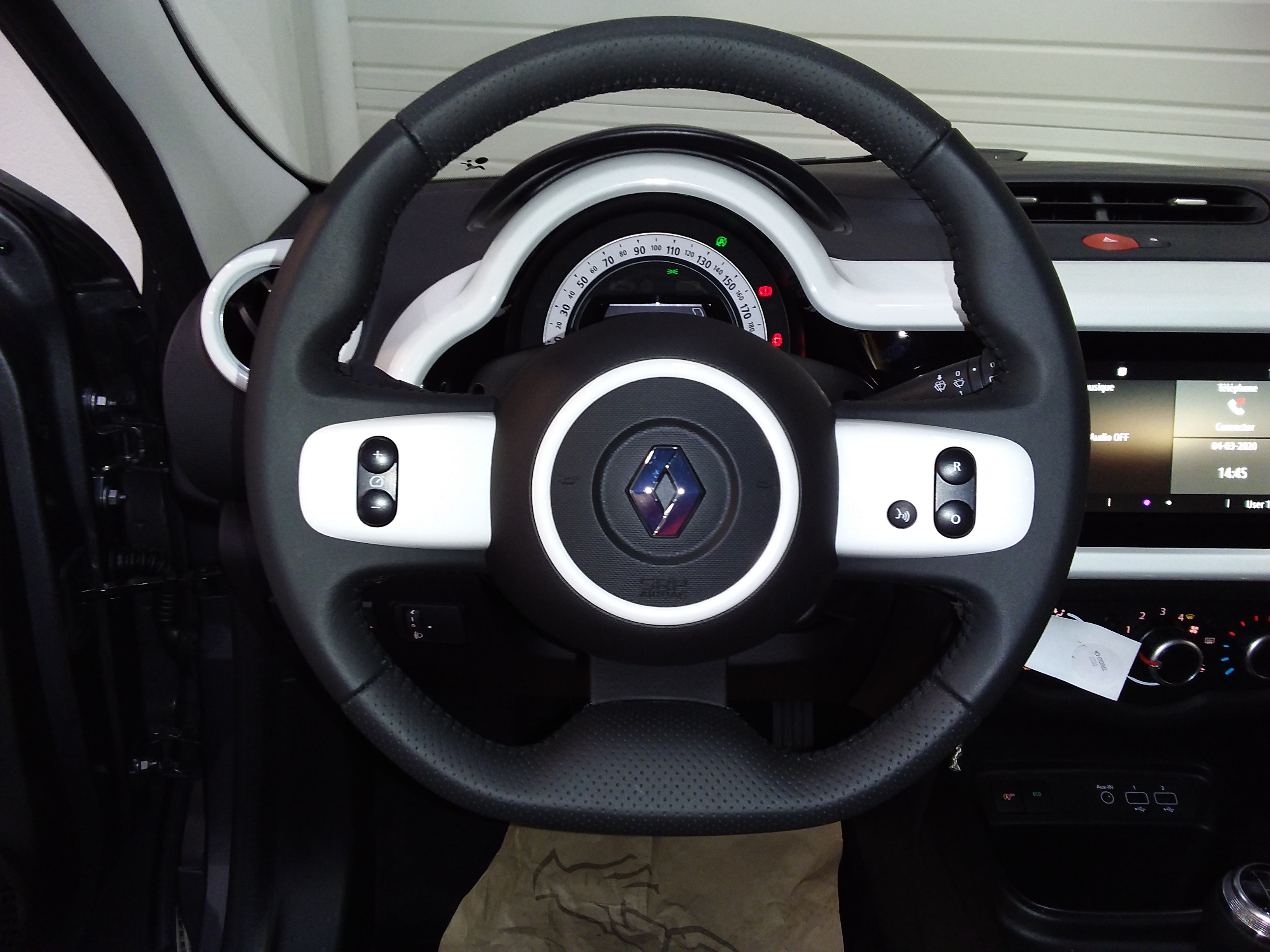 RENAULT TWINGO III