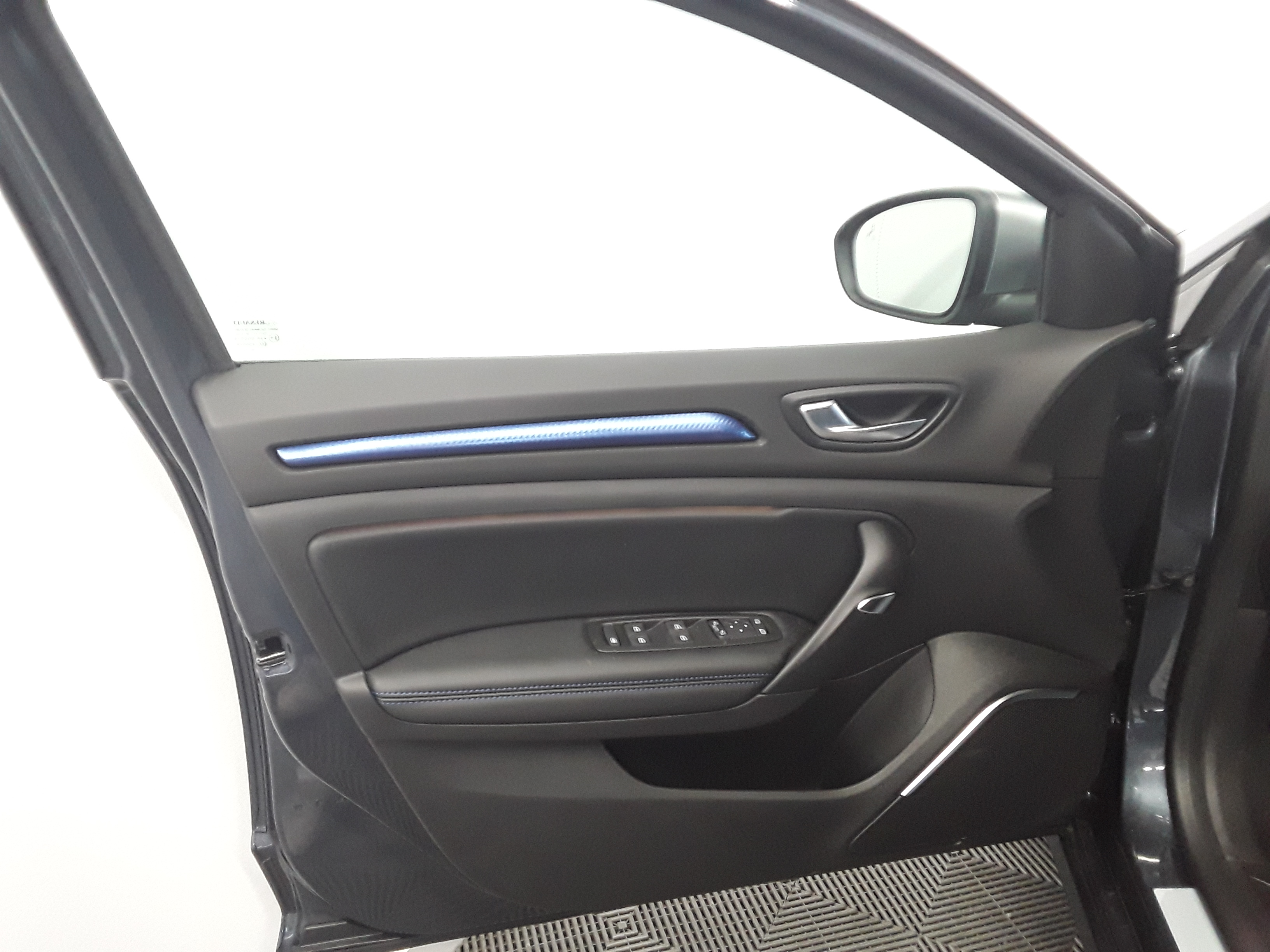 RENAULT MEGANE IV BERLINE