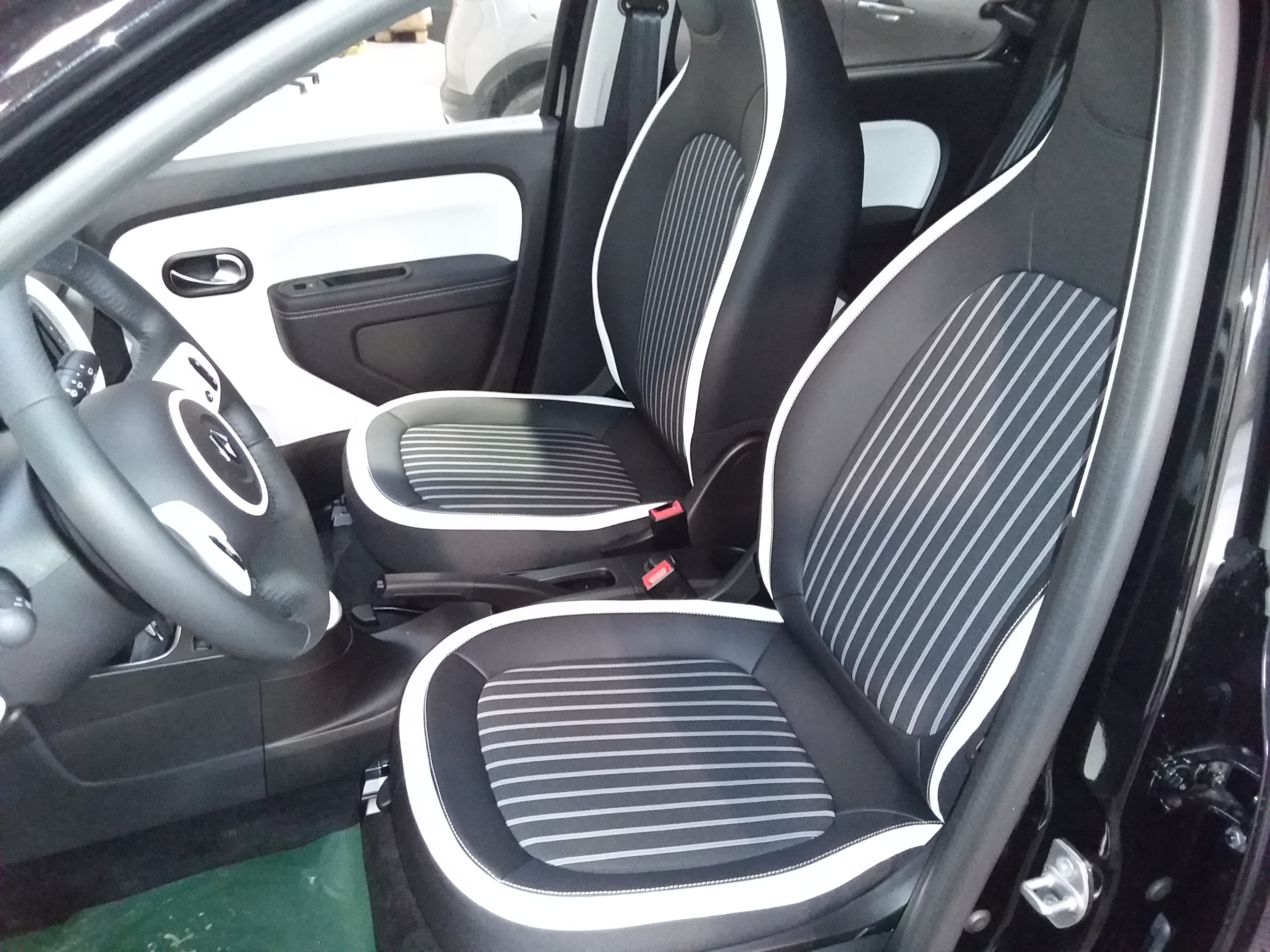 RENAULT TWINGO III