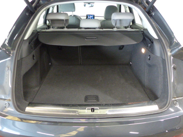 AUDI Q3 BUSINESS