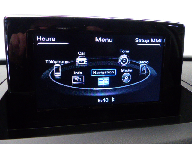 AUDI Q3 BUSINESS