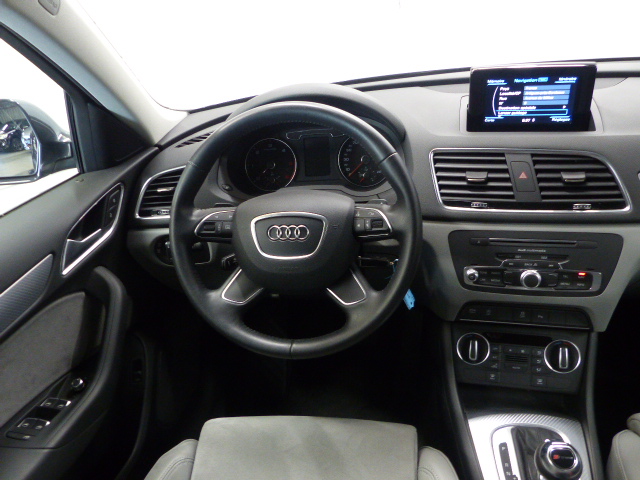 AUDI Q3 BUSINESS